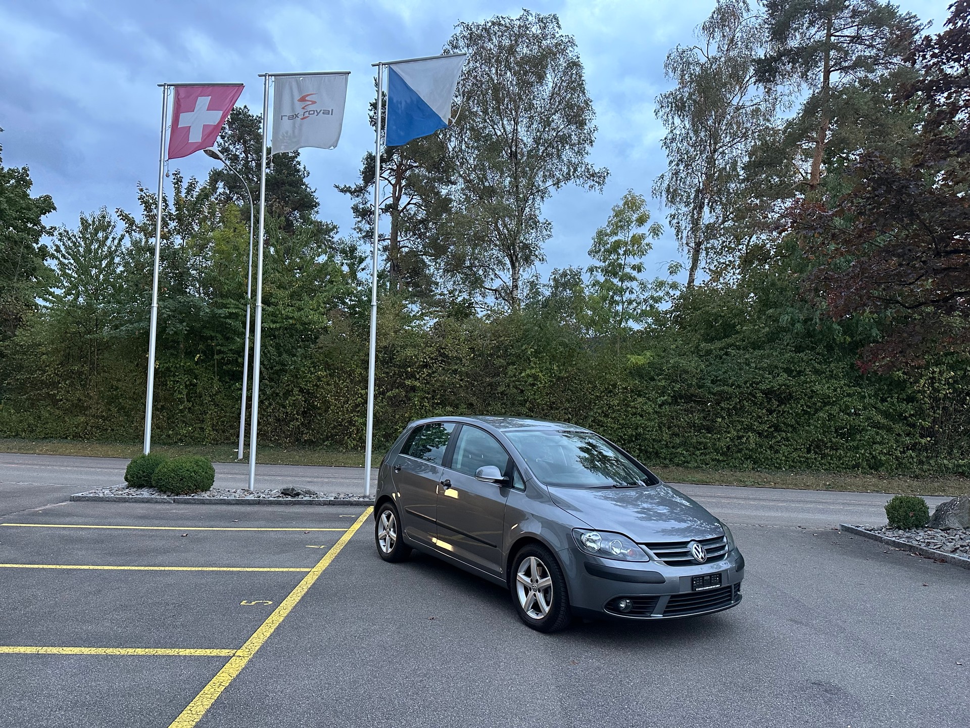 VW Golf Plus 1.6 FSI Comfortline-image-1