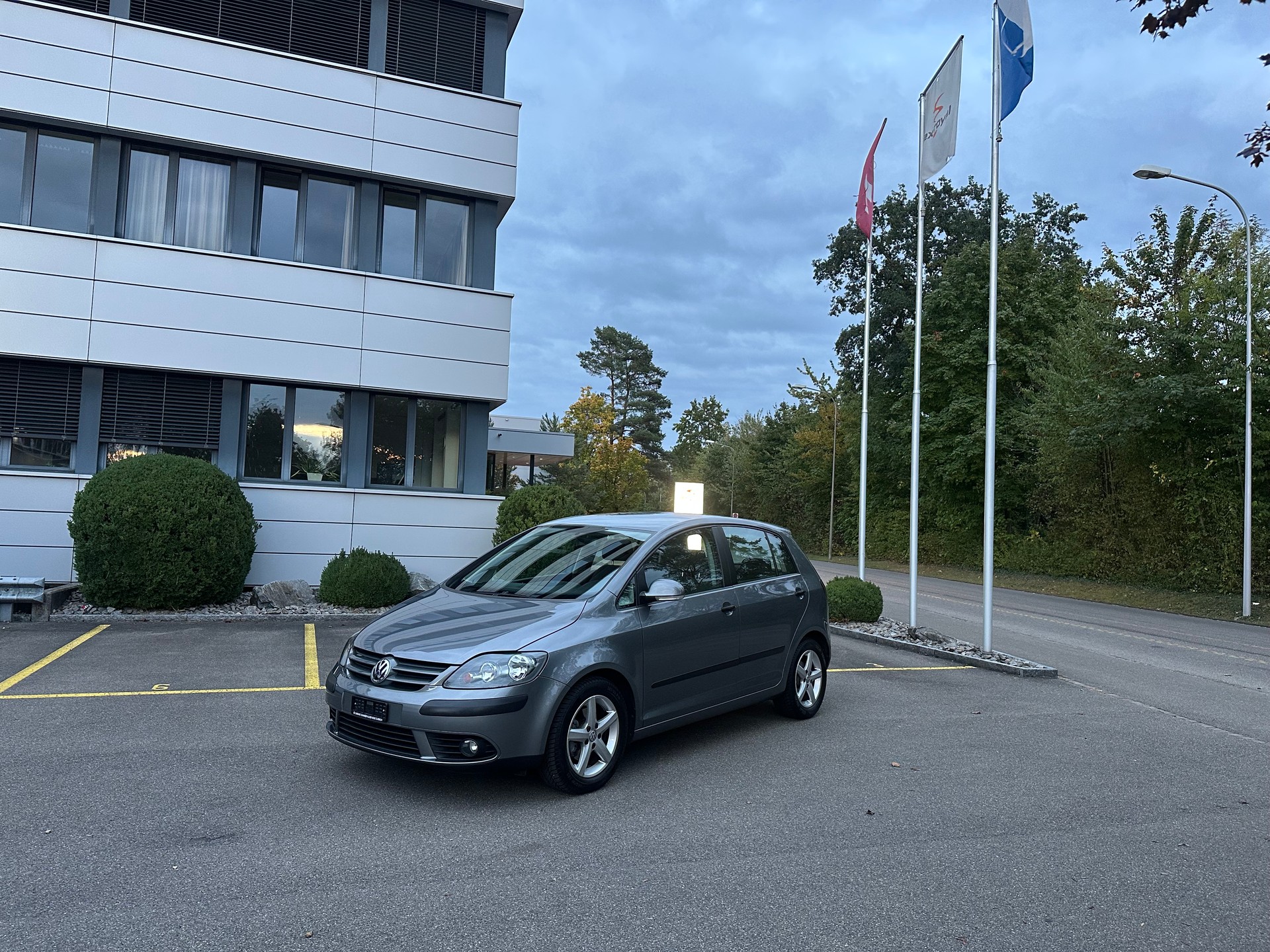 VW Golf Plus 1.6 FSI Comfortline-image-0