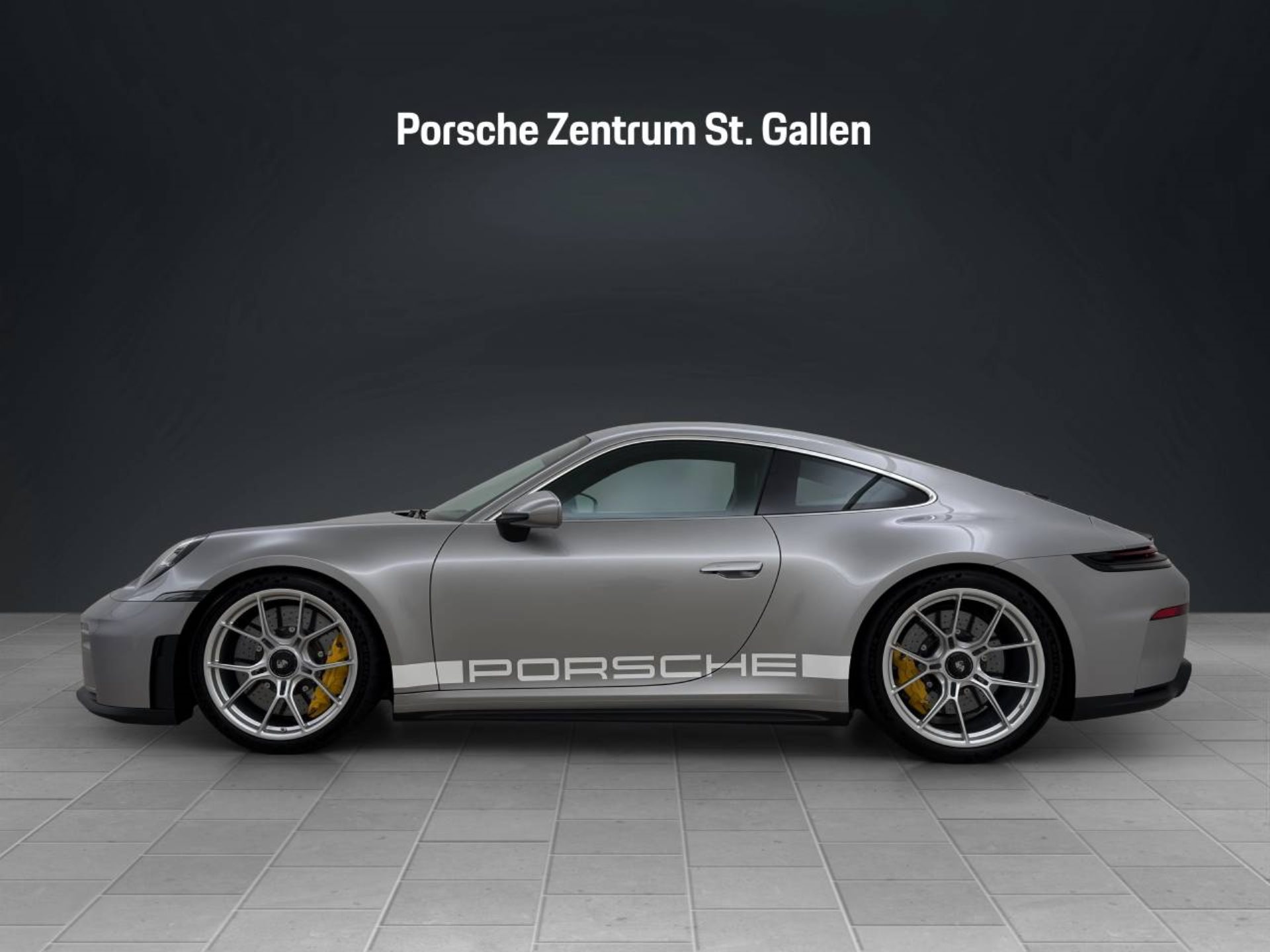 PORSCHE 911 GT3 mit Touring-Paket-image-1