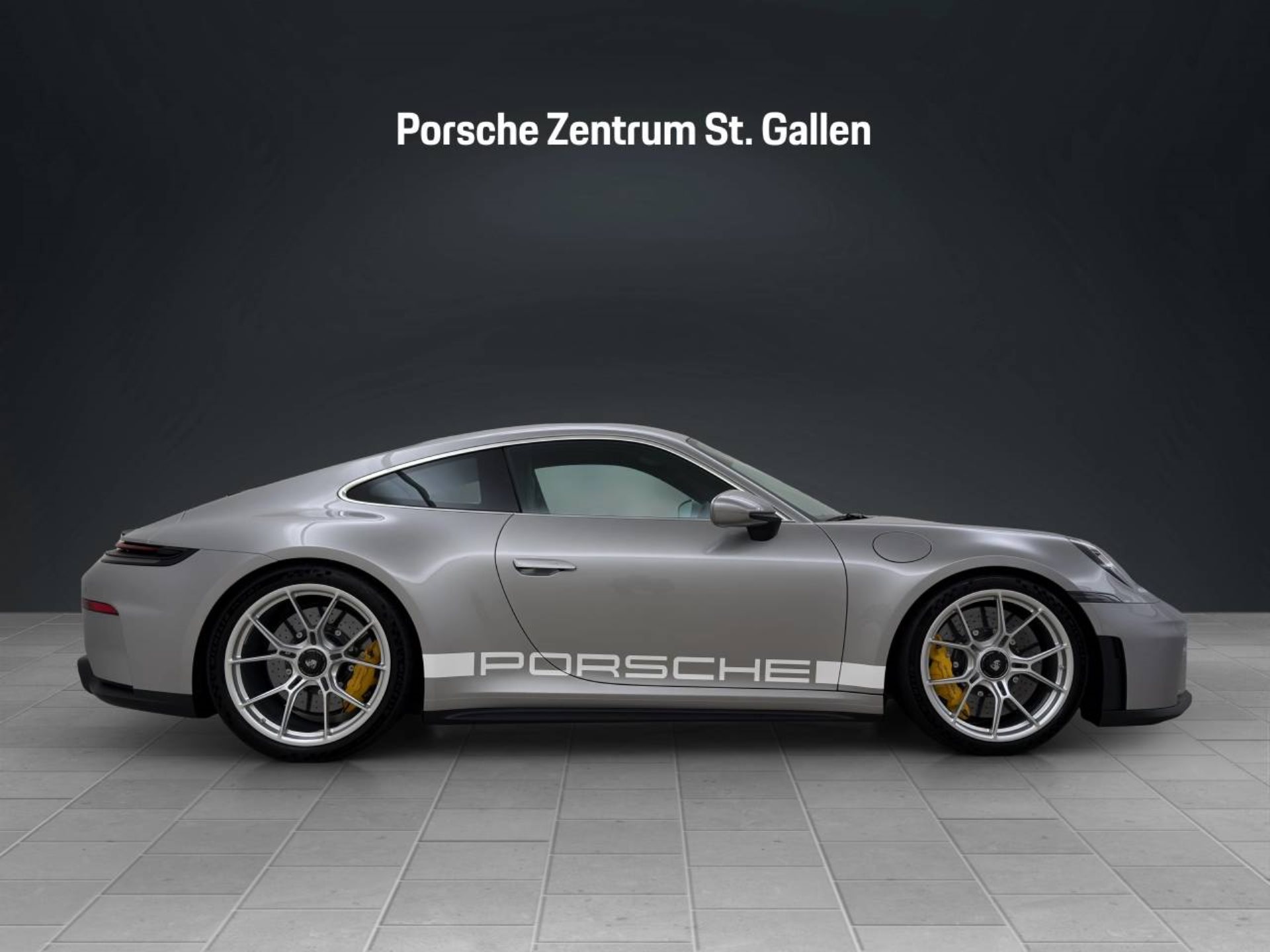 PORSCHE 911 GT3 mit Touring-Paket-image-7