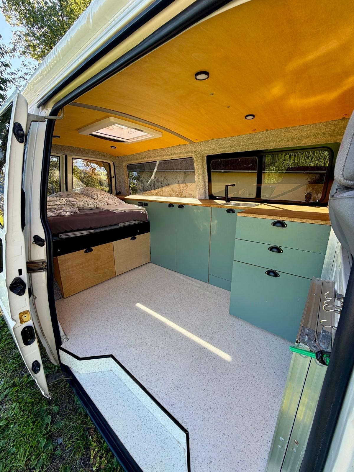 VW Wohnwagen-image-6