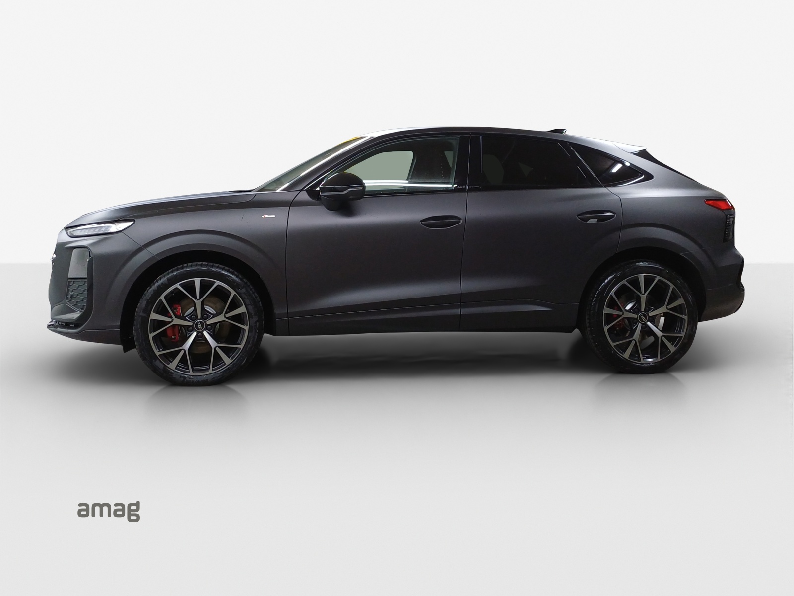 AUDI Q3 Sportback TFSI quattro 195 kW S tronic-image-1