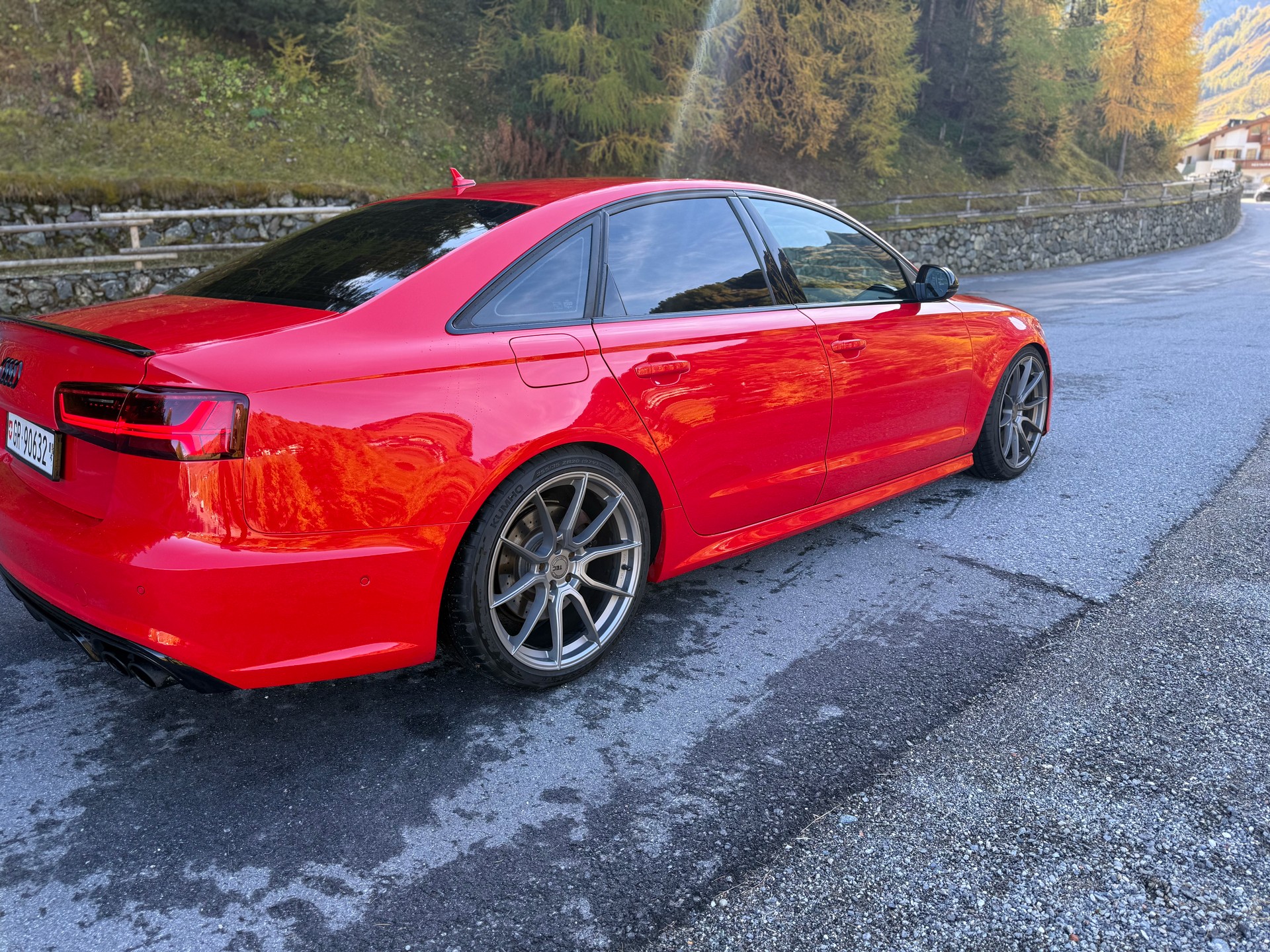 AUDI 3.0 V6 TFSI quattro S-Tr.-image-4