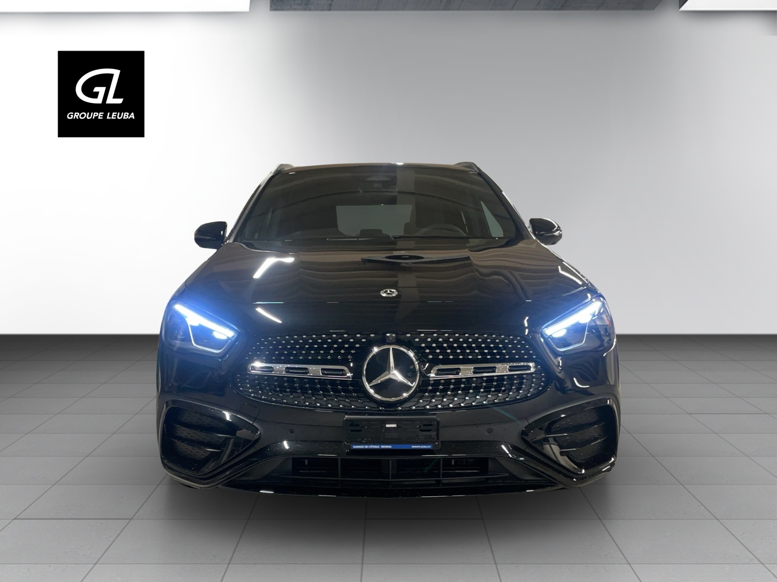 MERCEDES-BENZ GLA 200 Night Star 7G-DCT-image-1