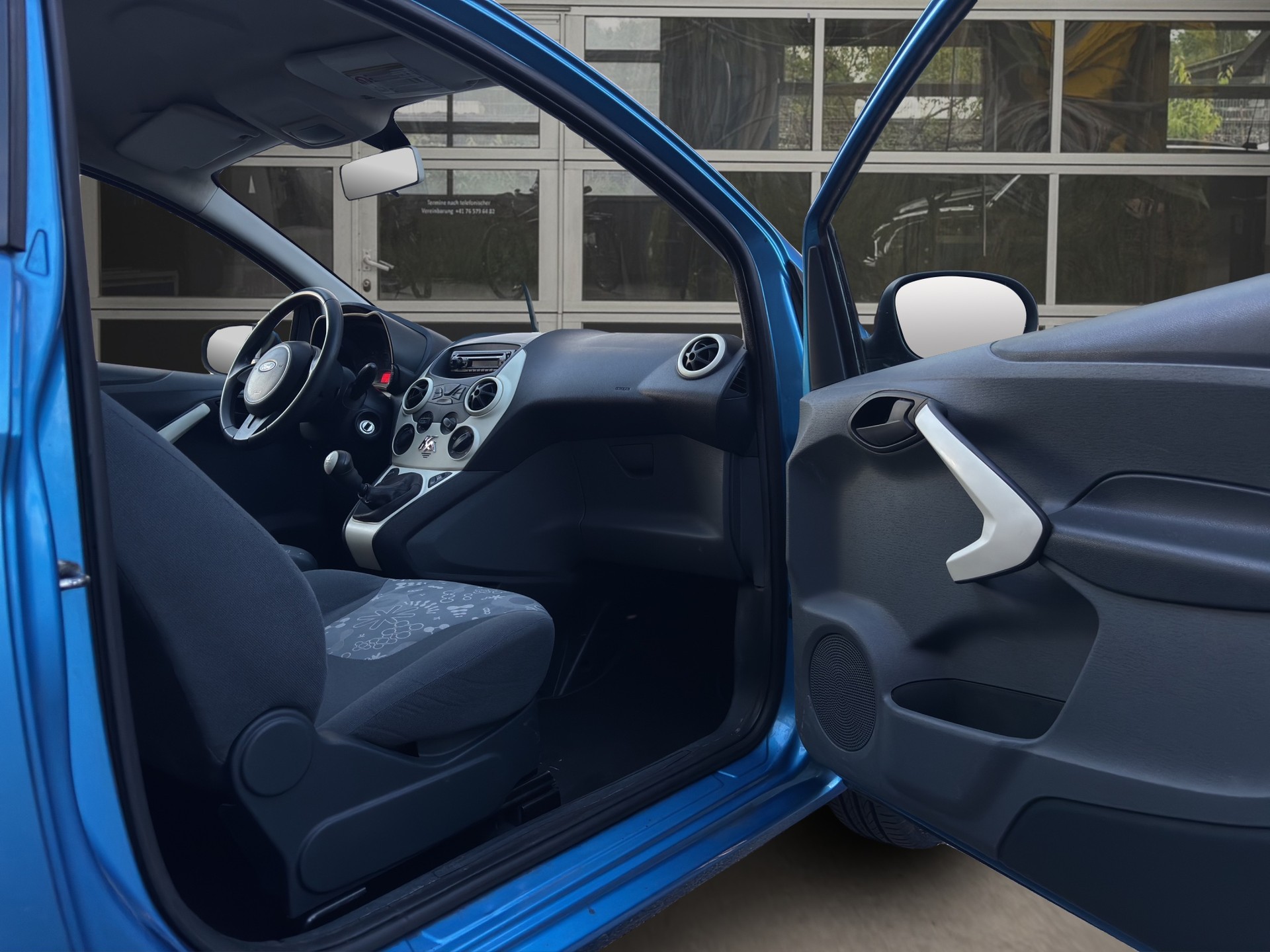 FORD KA 1.25 Titanium-image-14