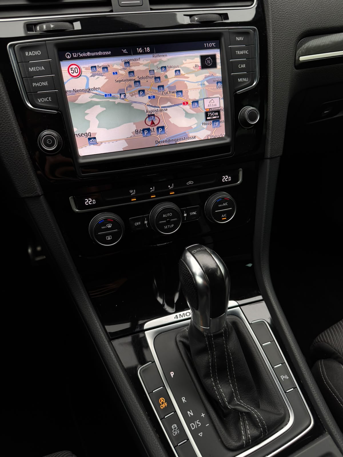 VW Golf 2.0 TSI R 4Motion DSG ** ABT 360 PS **-image-13