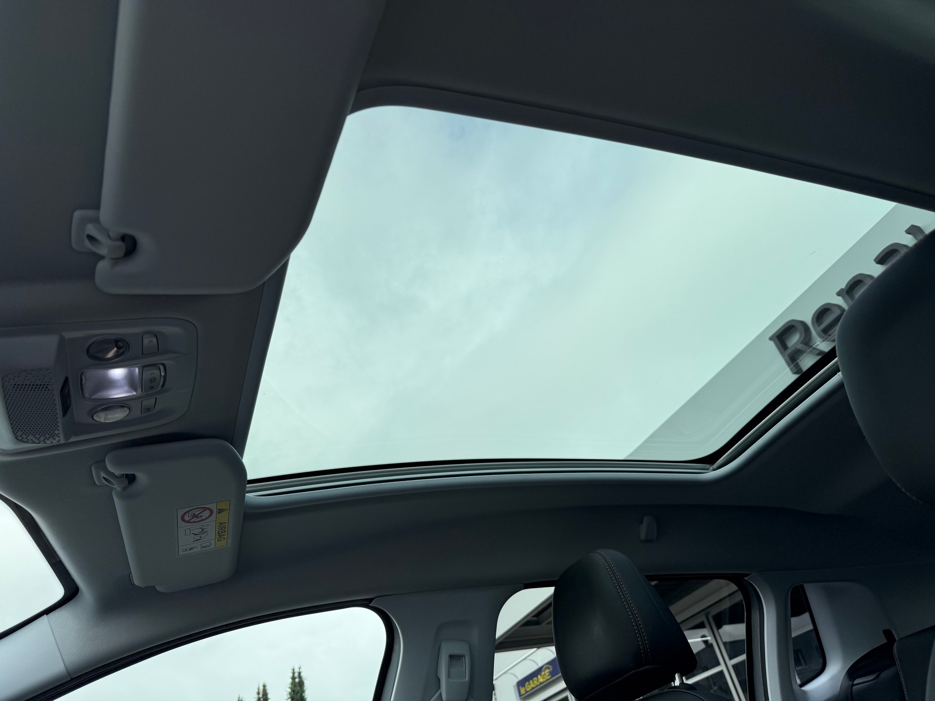 PEUGEOT 2008 1.2 PureTech GT Line EAT6-image-13