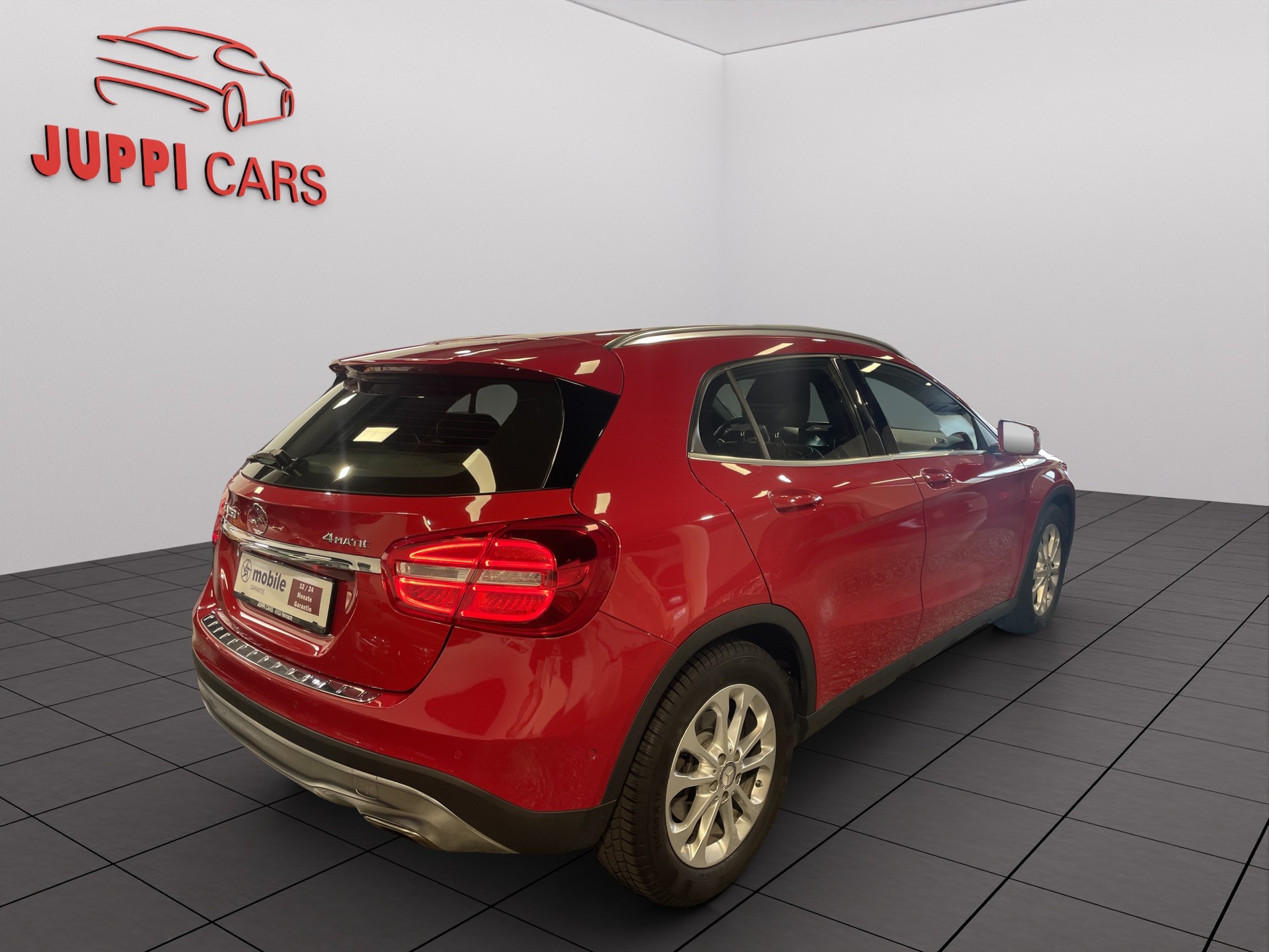 MERCEDES-BENZ GLA 250 Urban 4Matic 7G-DCT-showroom-element-2