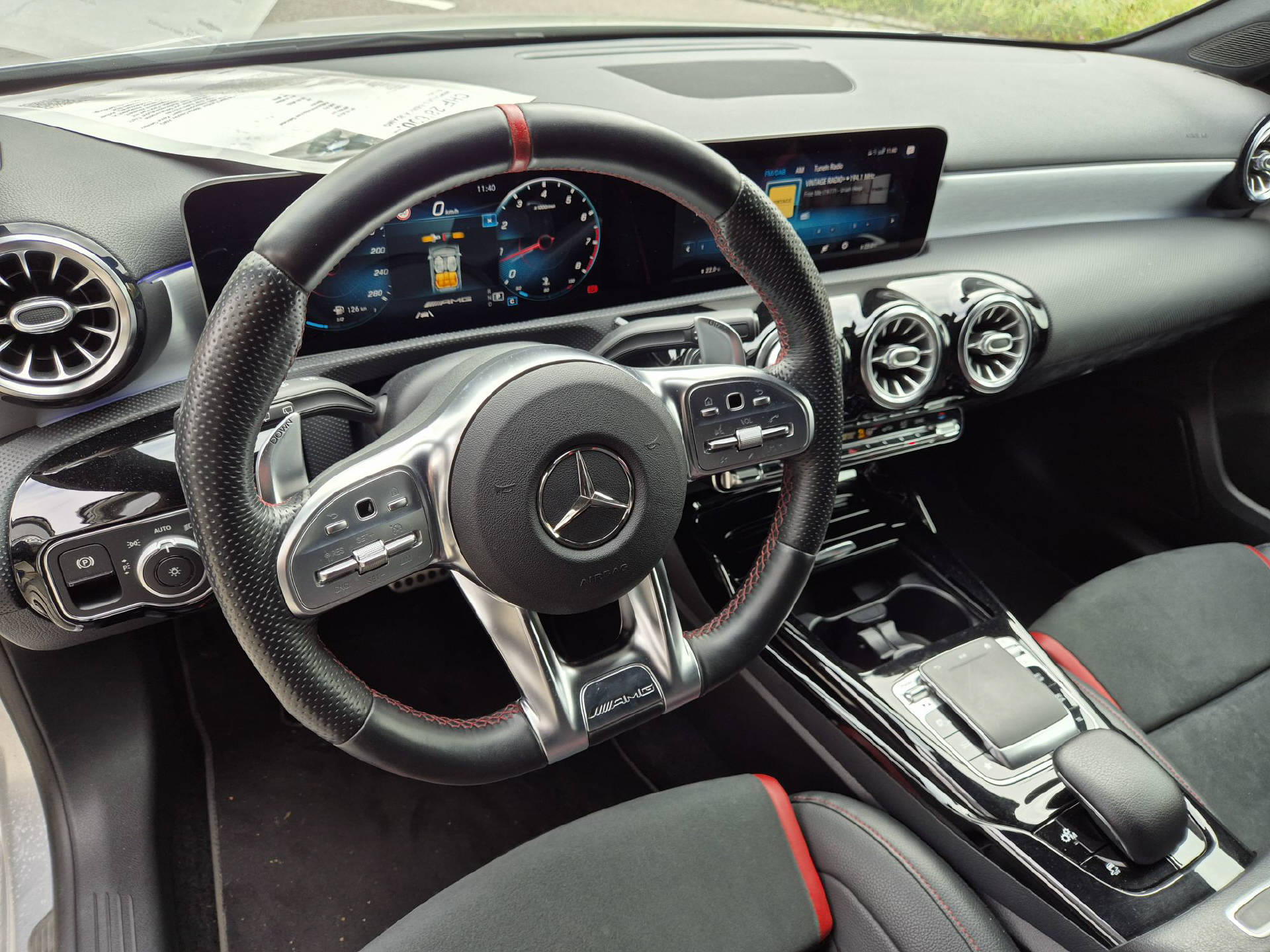 MERCEDES-BENZ A 35 AMG 4matic-image-7