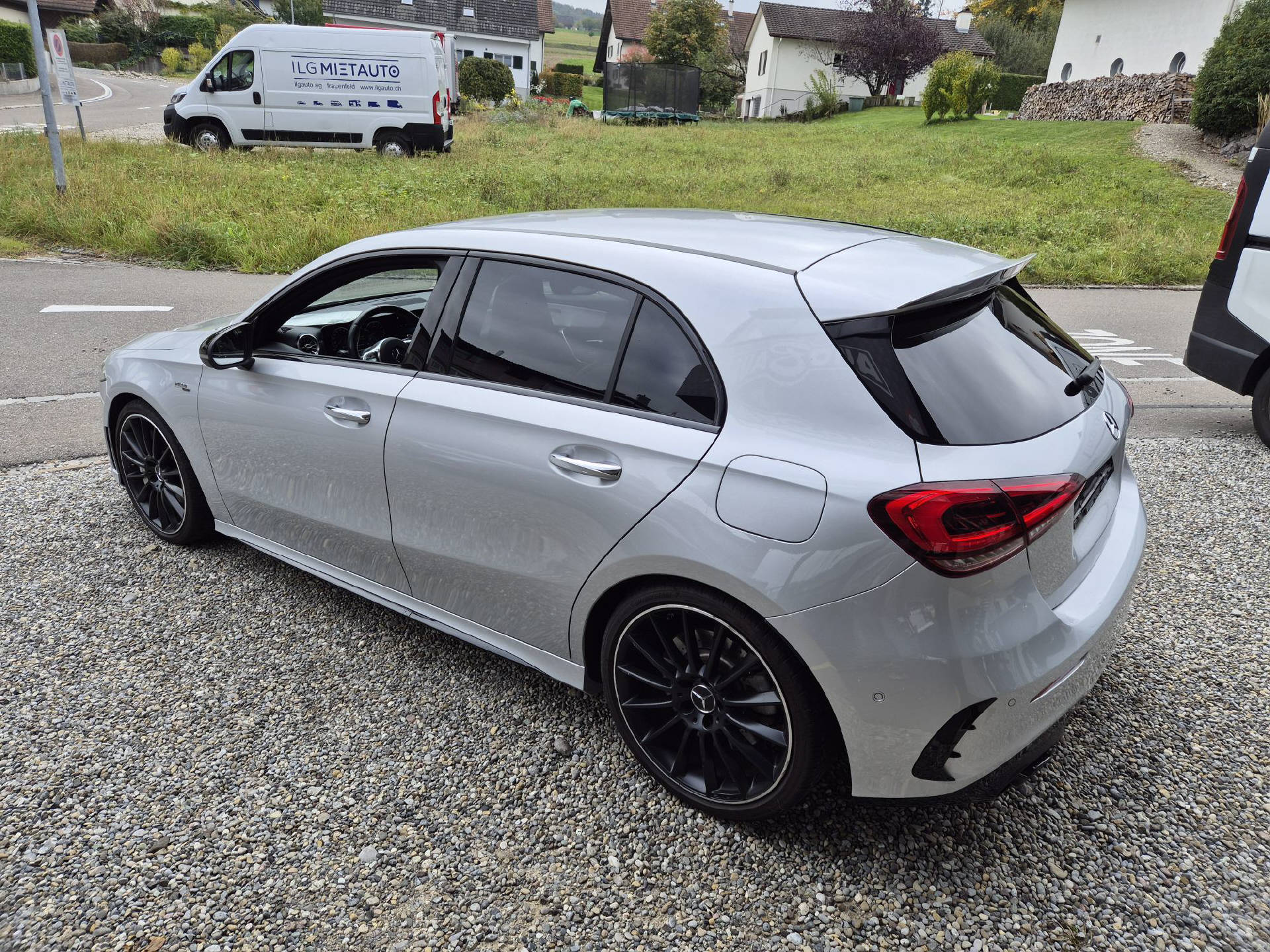 MERCEDES-BENZ A 35 AMG 4matic-image-4