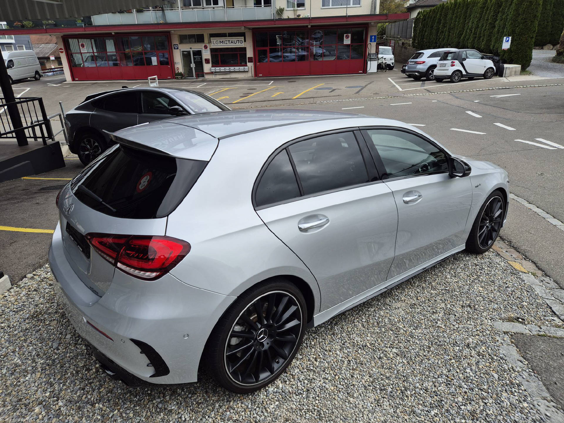 MERCEDES-BENZ A 35 AMG 4matic-image-6
