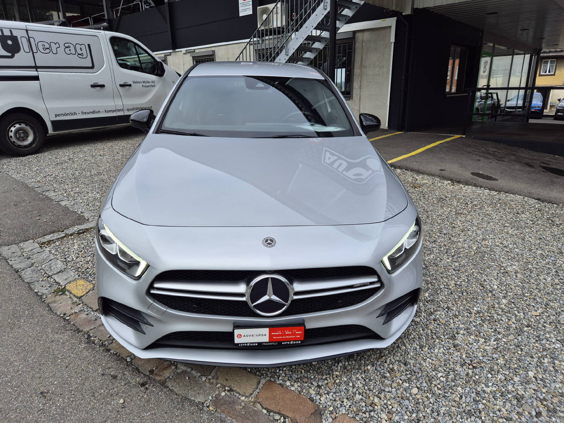 MERCEDES-BENZ A 35 AMG 4matic-image-2