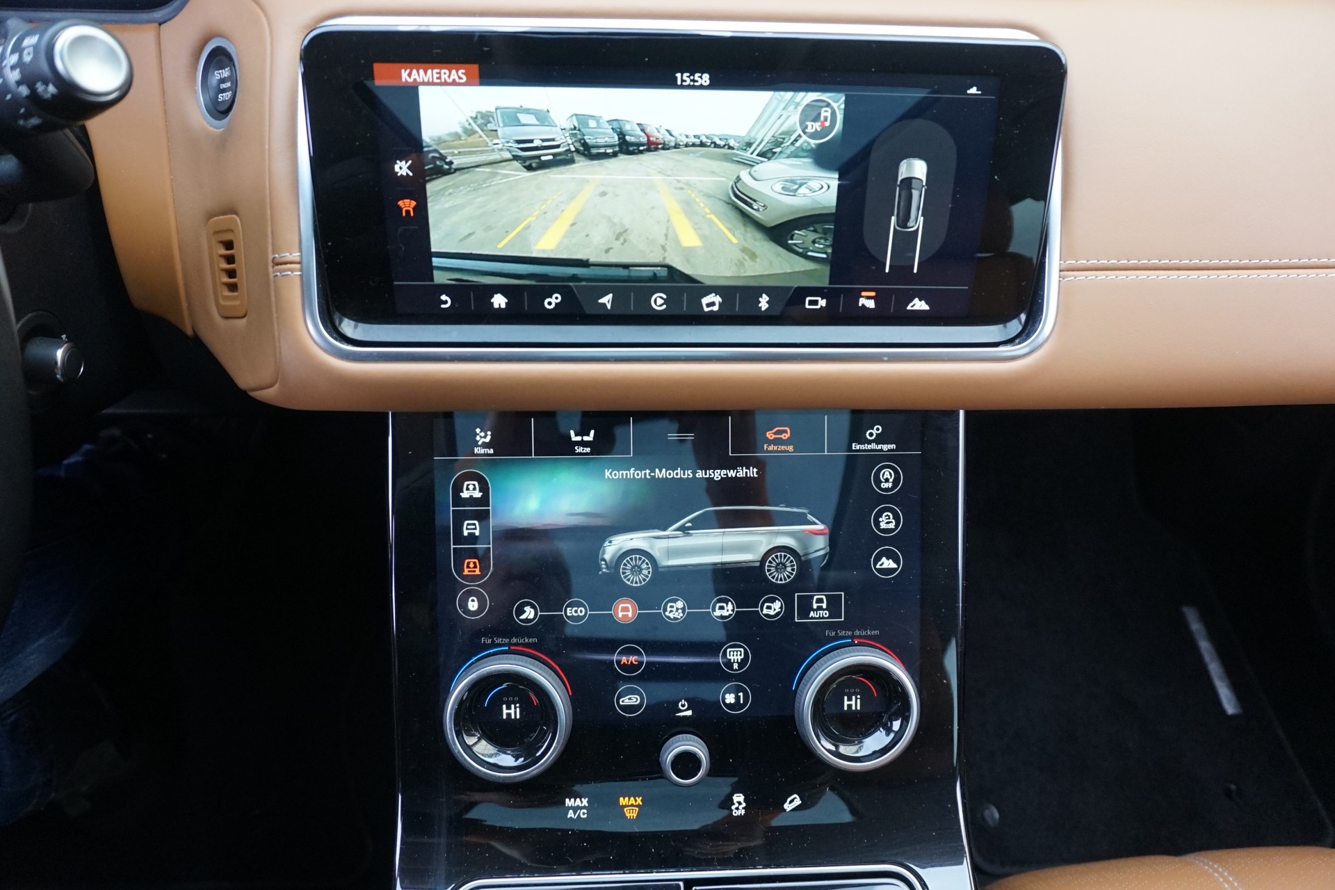 LAND ROVER RR Velar D 240 SE-image-16