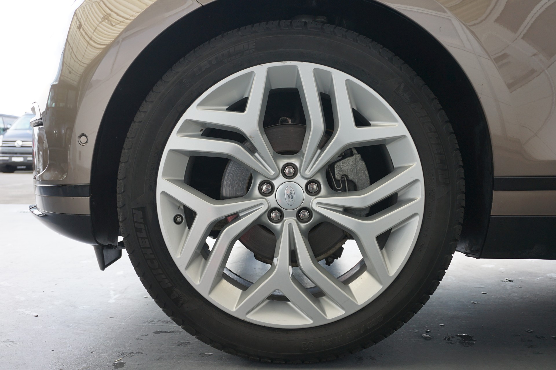 LAND ROVER RR Velar D 240 SE-image-10