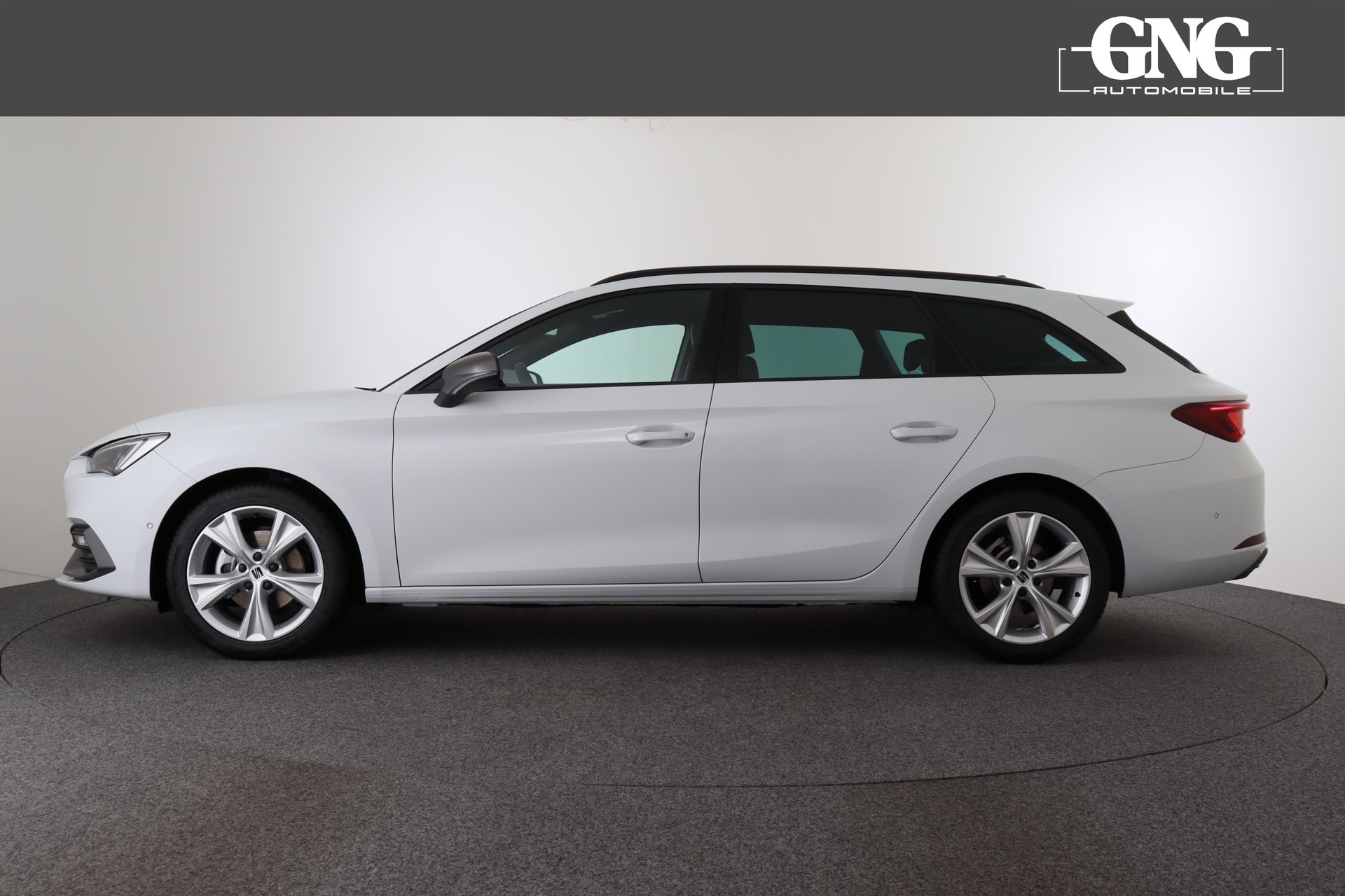SEAT Leon ST 1.5 eTSI mHEV DSG Move FR-image-2