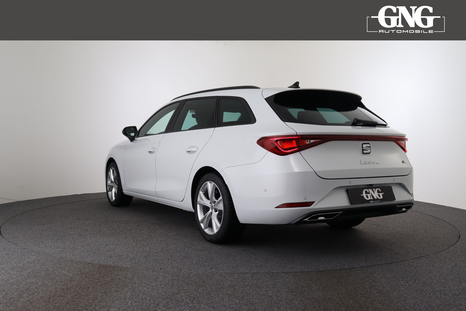 SEAT Leon ST 1.5 eTSI mHEV DSG Move FR-image-4
