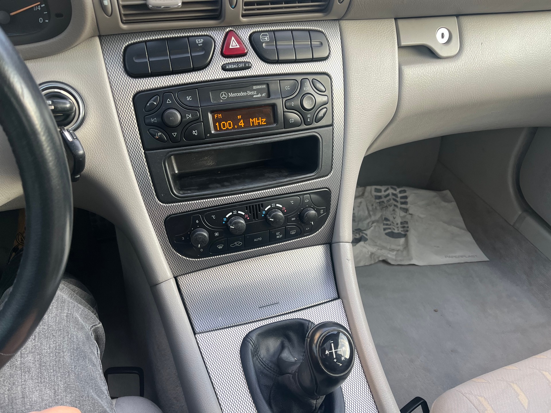 MERCEDES-BENZ C 230 Kompressor-image-6
