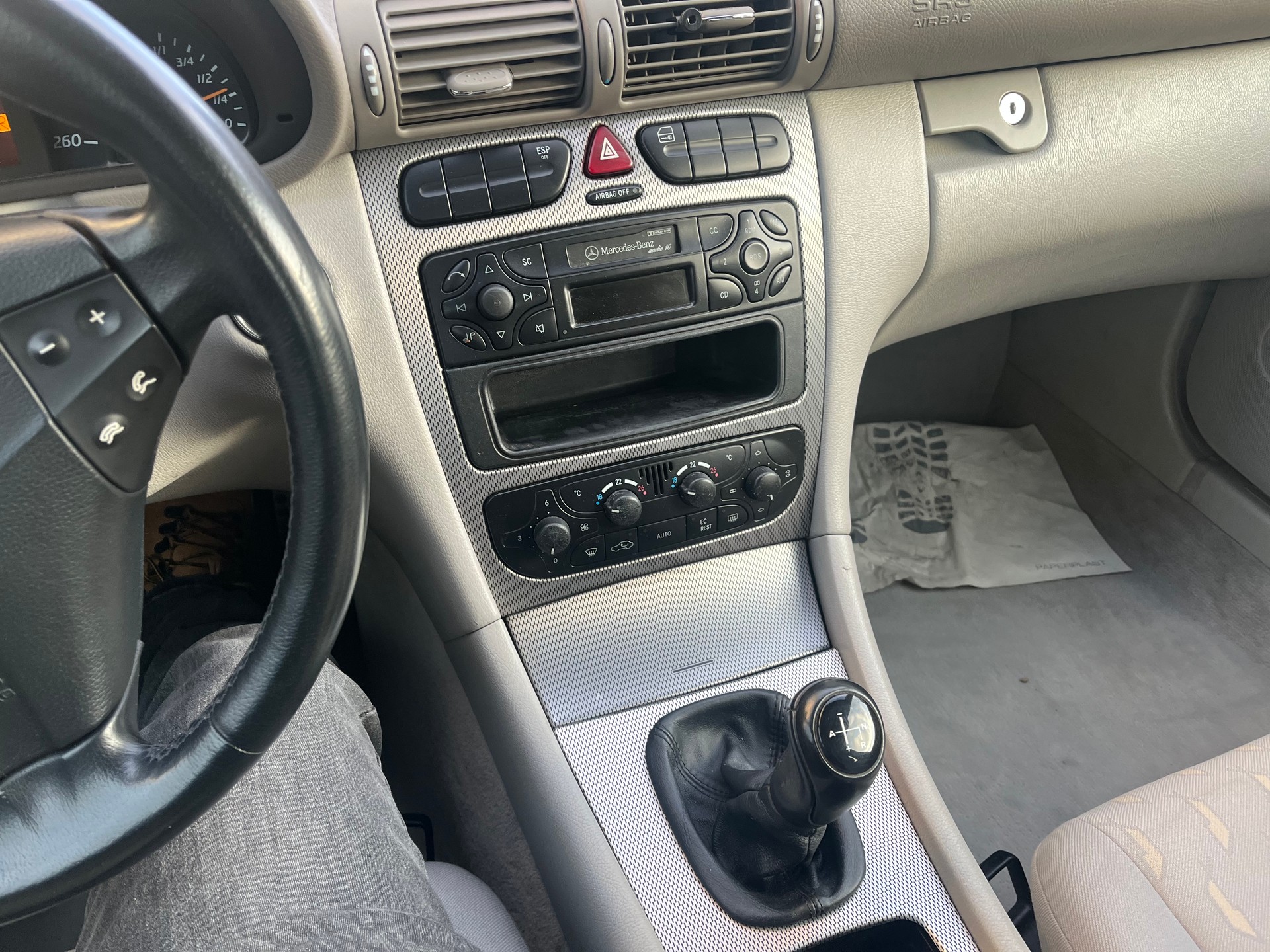 MERCEDES-BENZ C 230 Kompressor-image-11