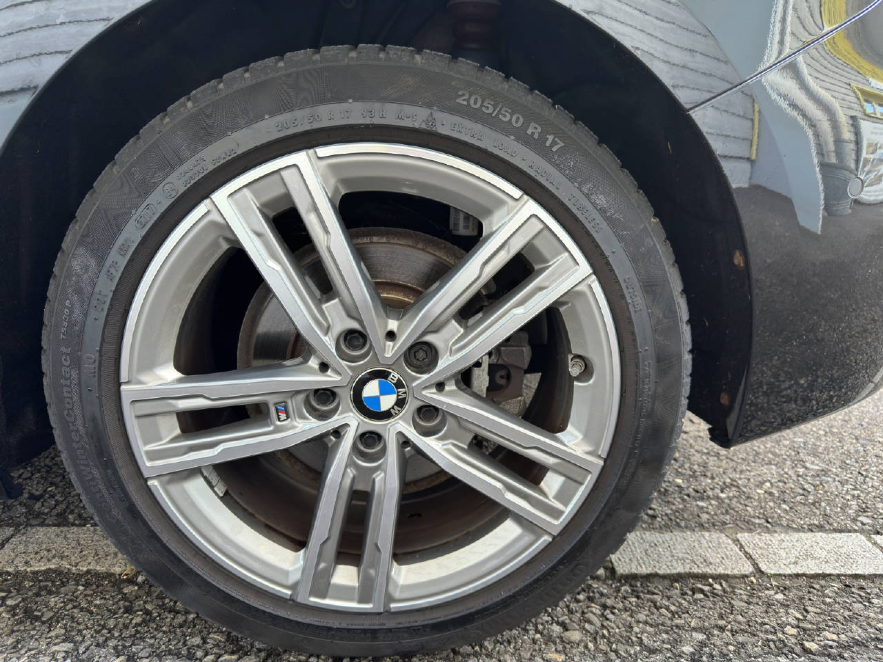BMW 118i-image-12