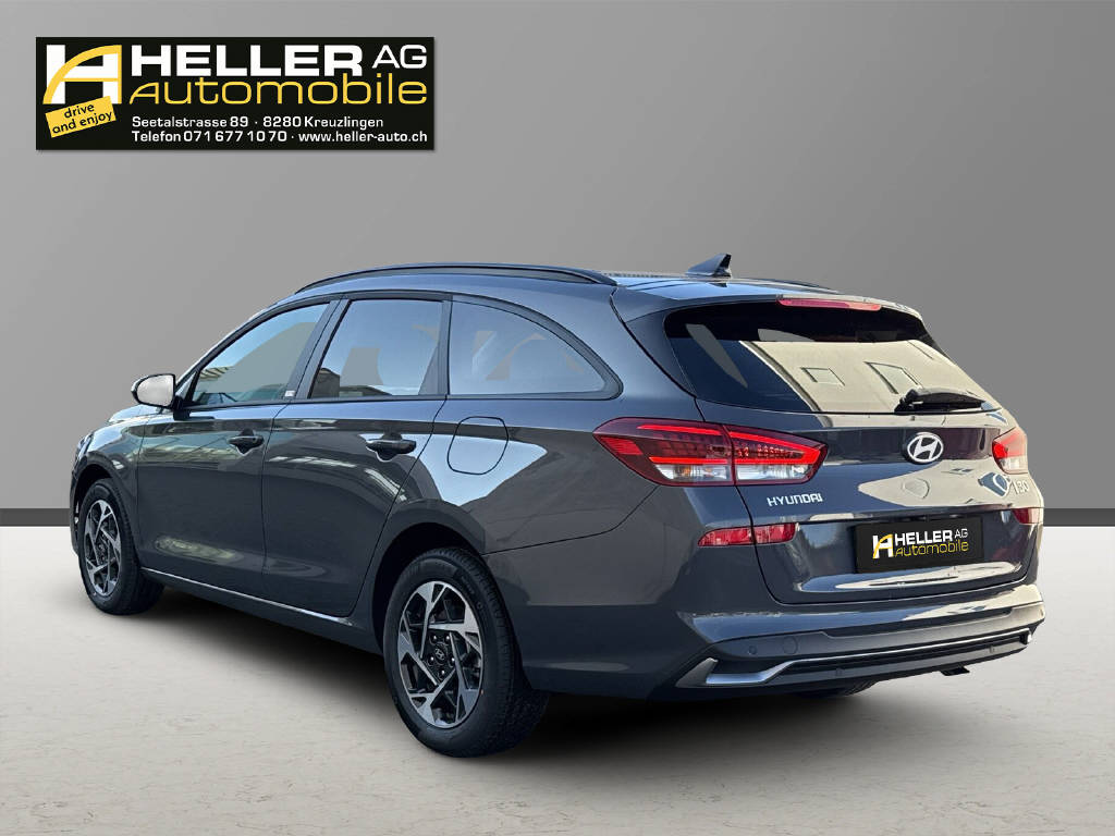 HYUNDAI i30 Wagon 1.5 T-GDi Amplia-showroom-element-2