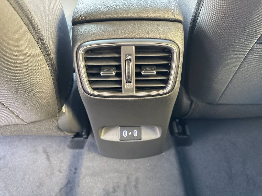 HYUNDAI i30 Wagon 1.5 T-GDi Amplia-image-12