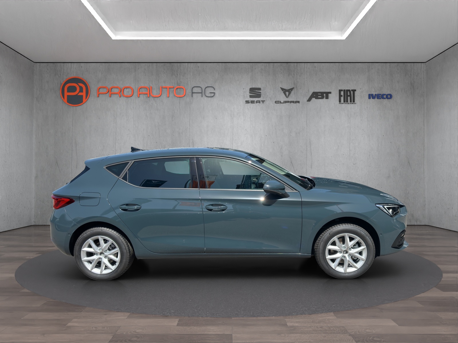 SEAT Leon 1.5 eTSI mHEV DSG Go-image-5