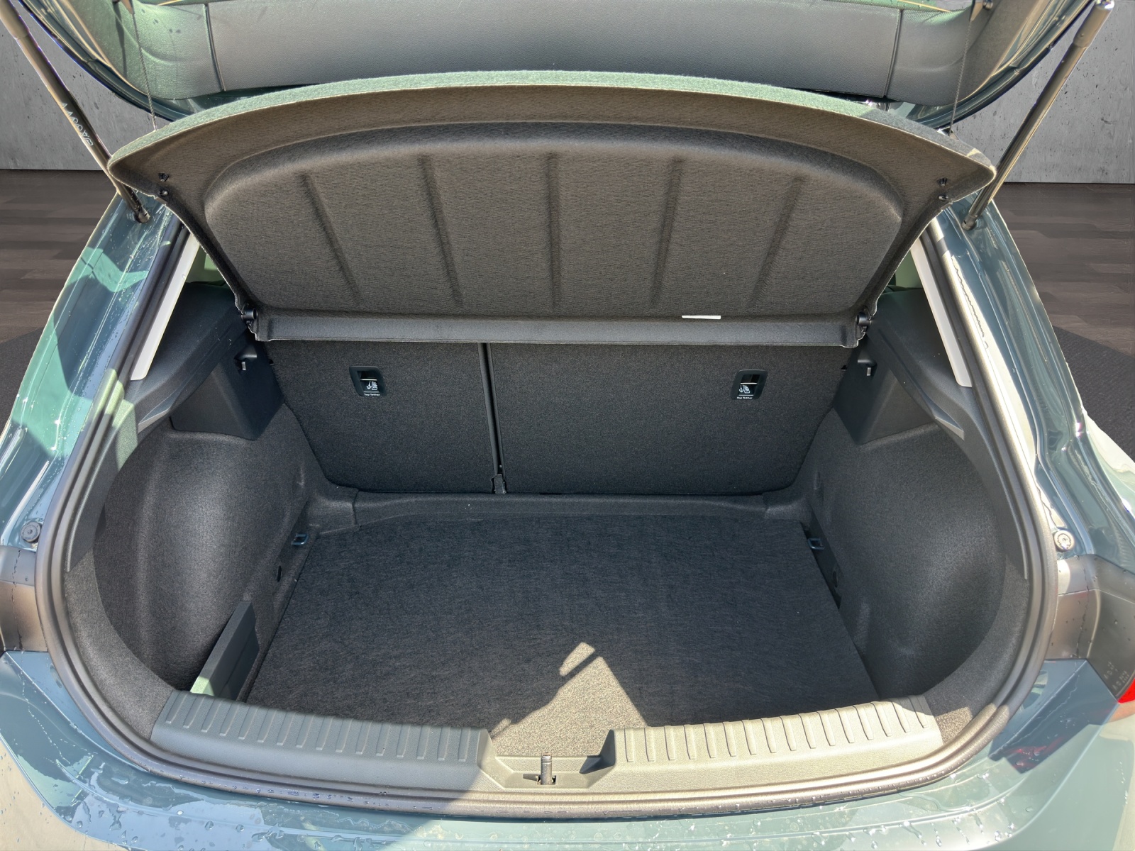 SEAT Leon 1.5 eTSI mHEV DSG Go-image-12