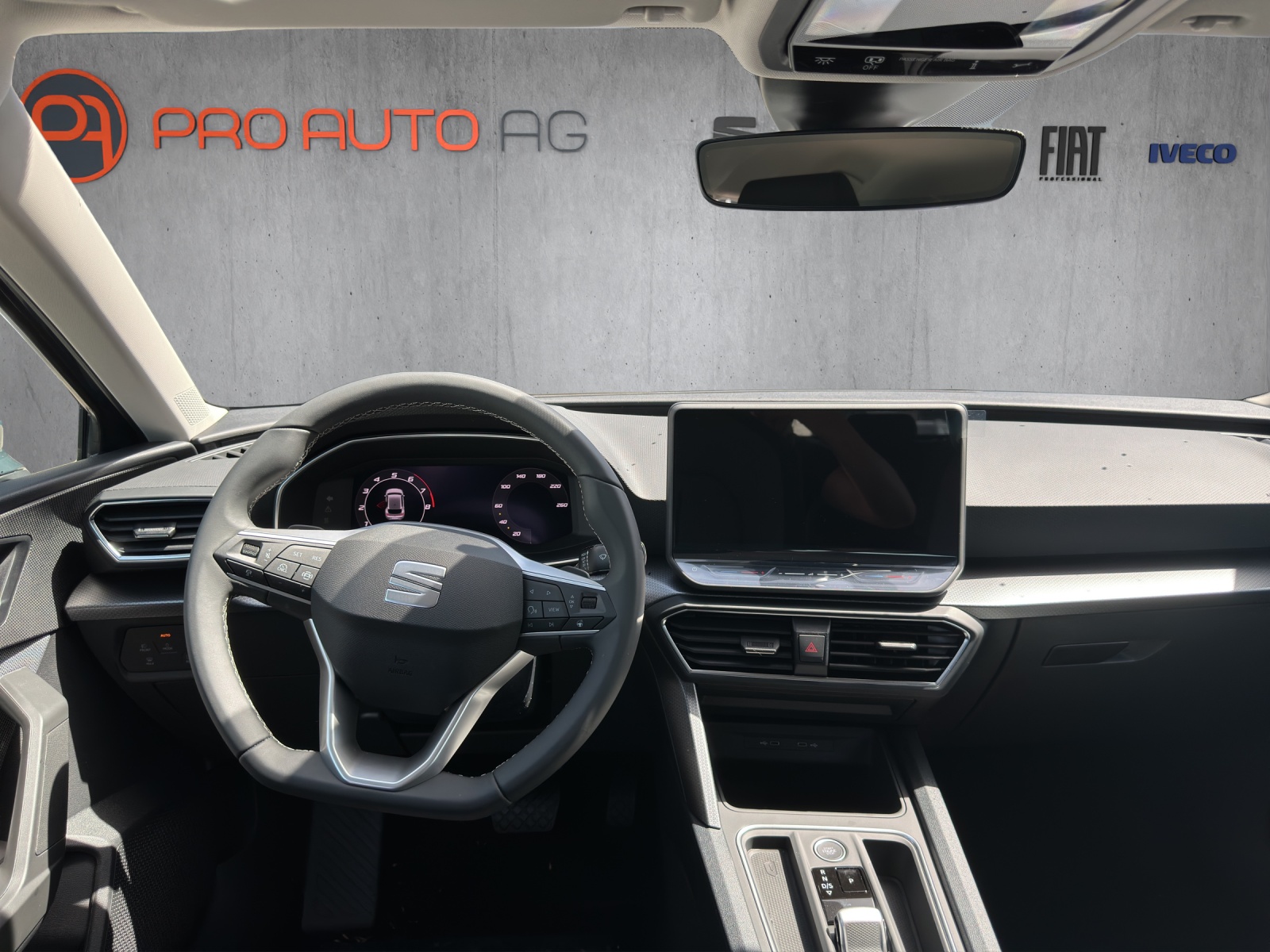 SEAT Leon 1.5 eTSI mHEV DSG Go-image-8