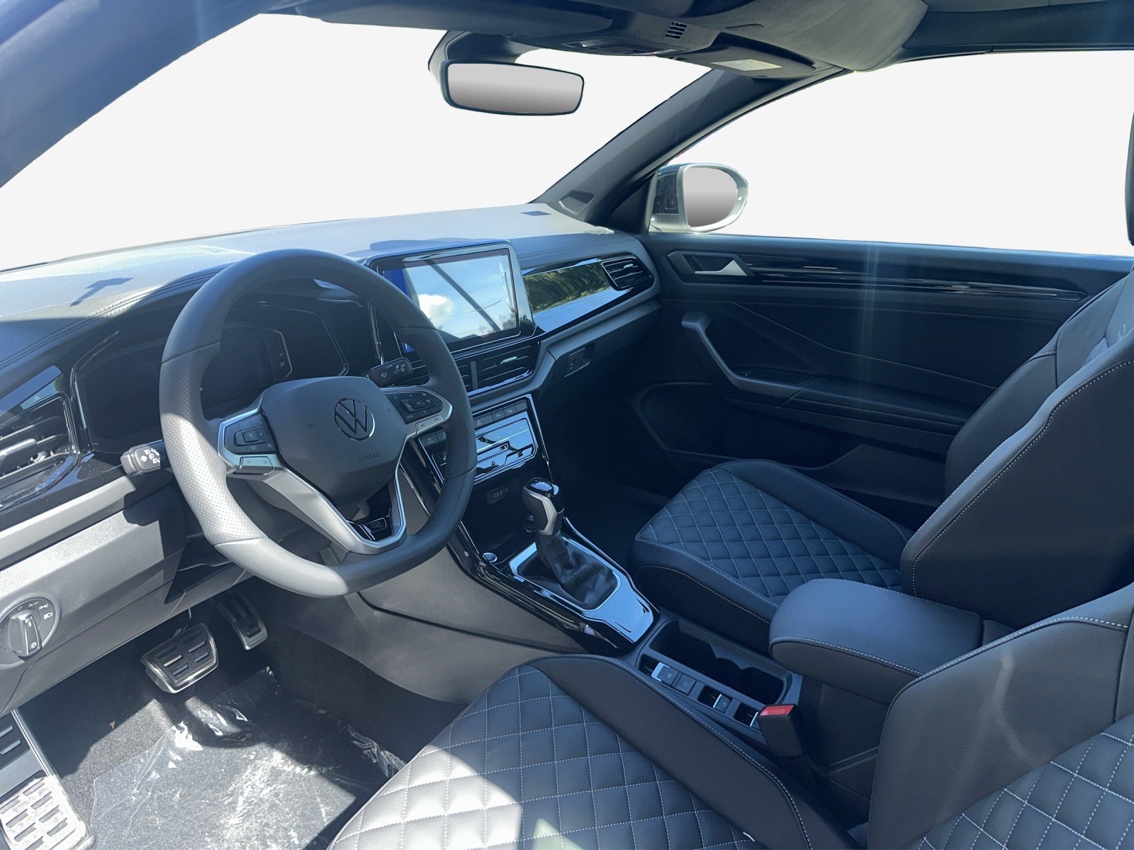 VW T-Roc Cabriolet 1.5 TSI EVO R-Line DSG-image-7