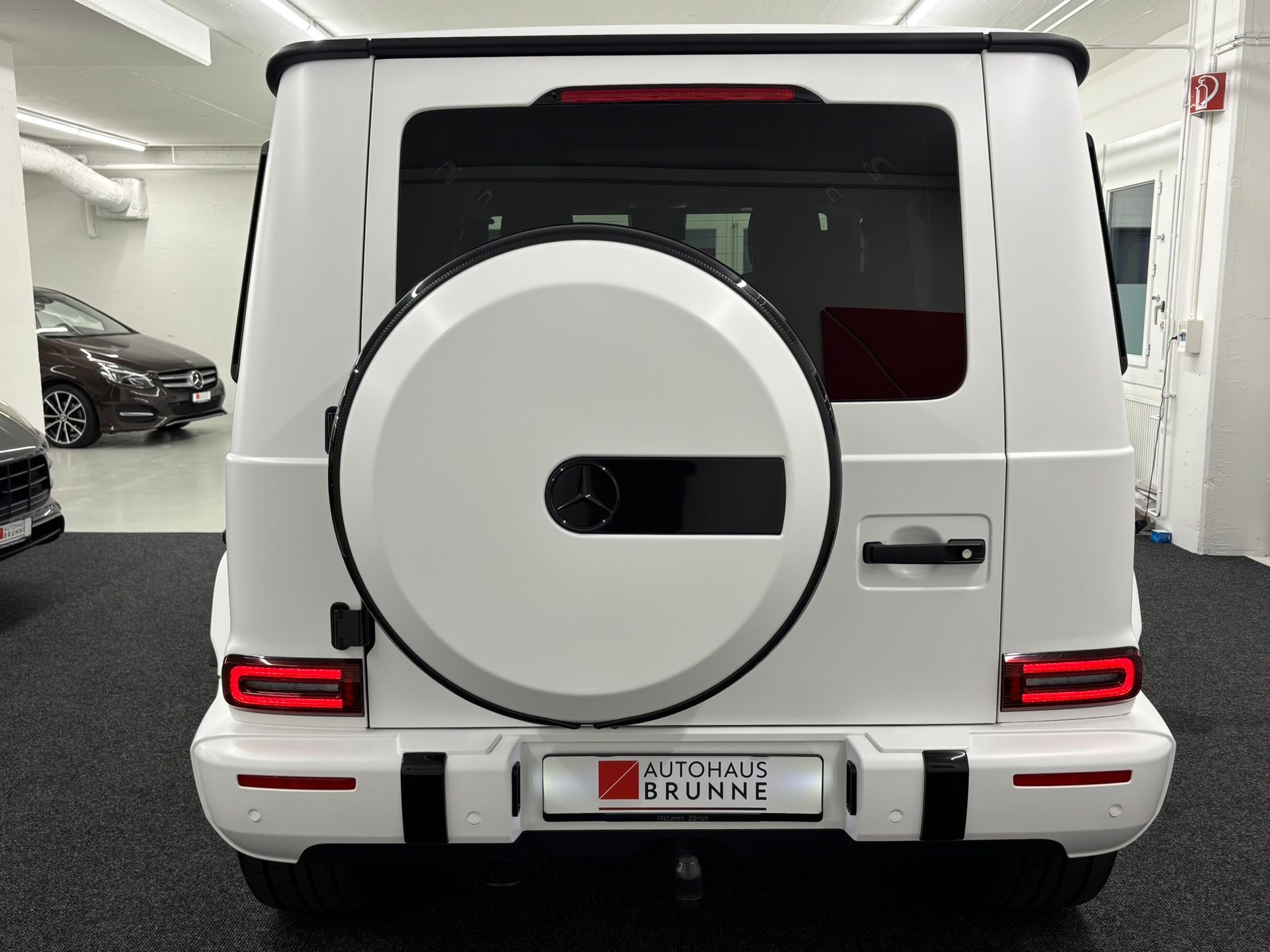 MERCEDES-BENZ G 63 AMG SATIN WHITE MATT-image-7