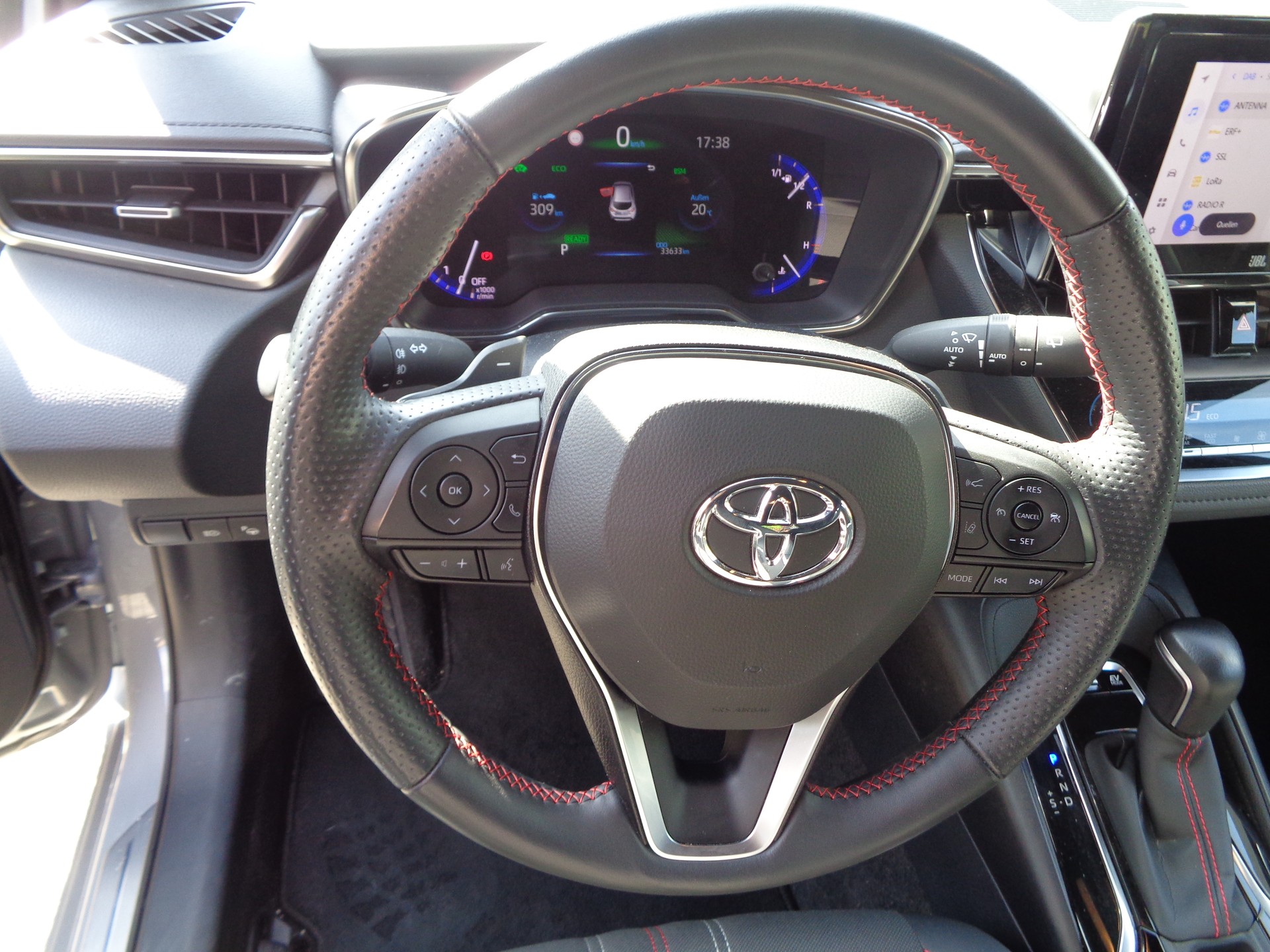 TOYOTA Corolla 2.0 HSD GR-S e-CVT-image-8