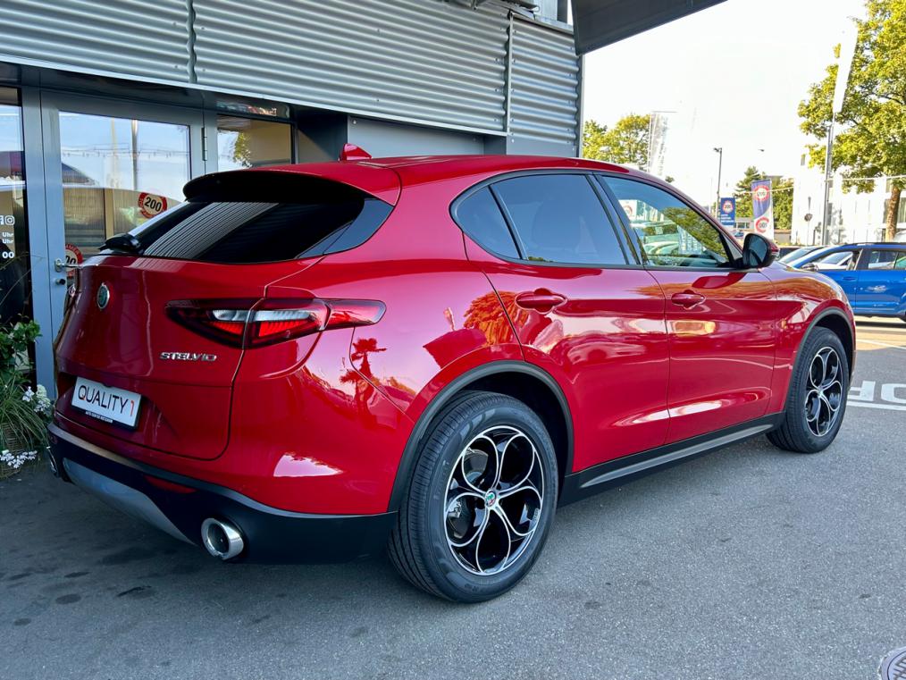 ALFA ROMEO Stelvio 2.2 JTDM Super Q4 Automatic-image-2