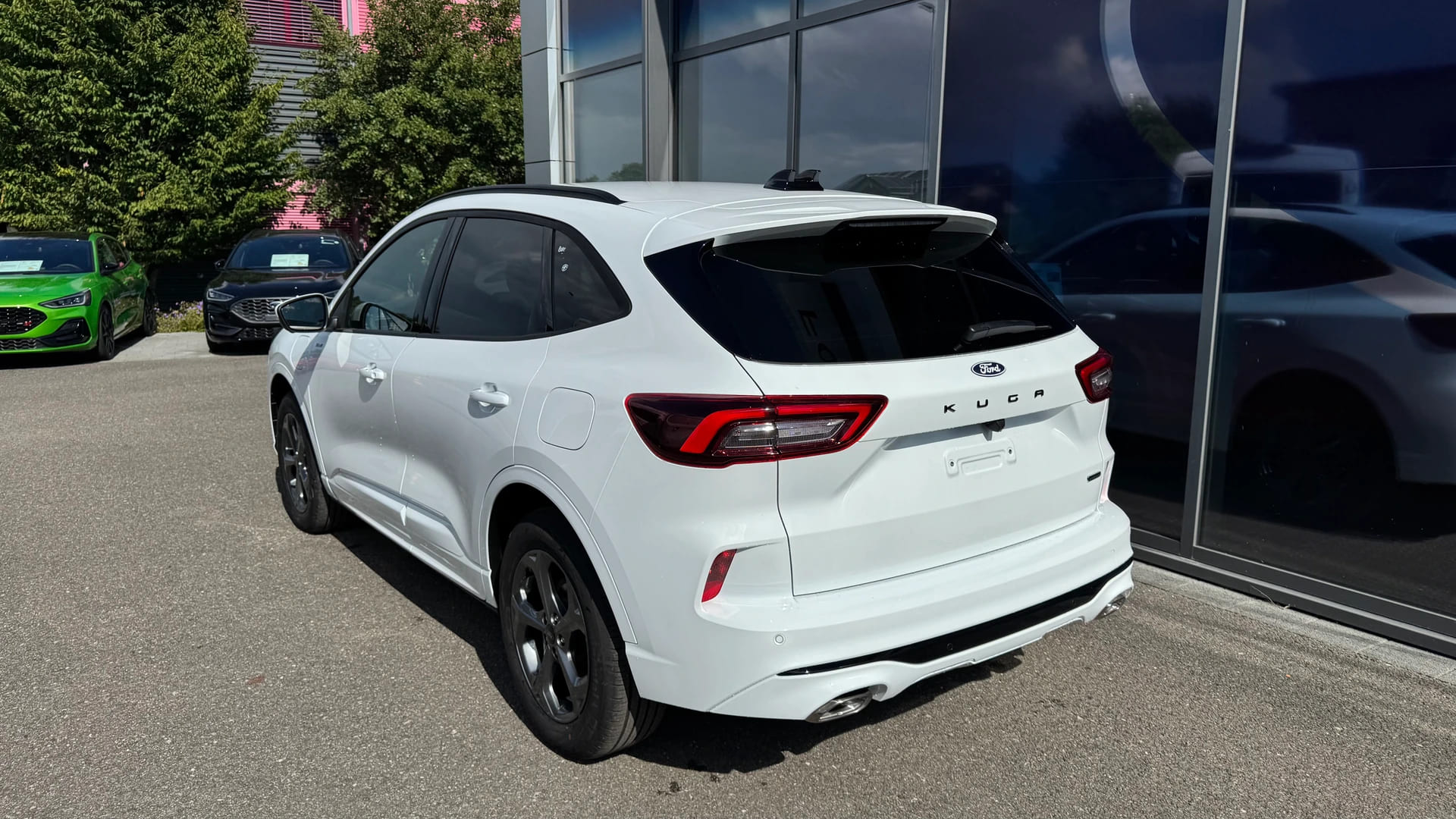 FORD Kuga 2.5 Plug-in Hybrid ST-Lin ST-Line X/PHEV-image-3