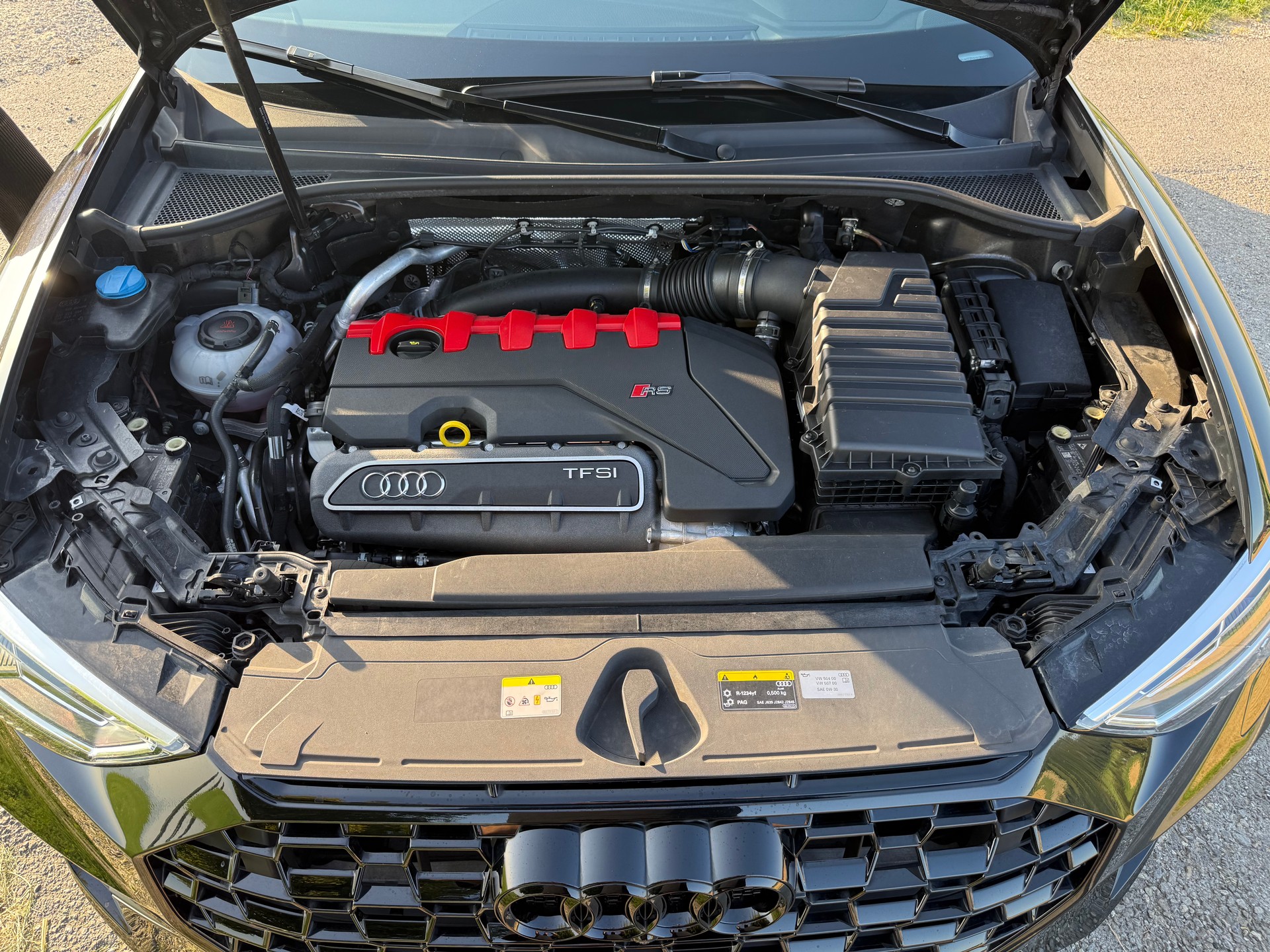 AUDI RS Q3 2.5 TFSI quattro S tronic- Leasing möglich-image-5