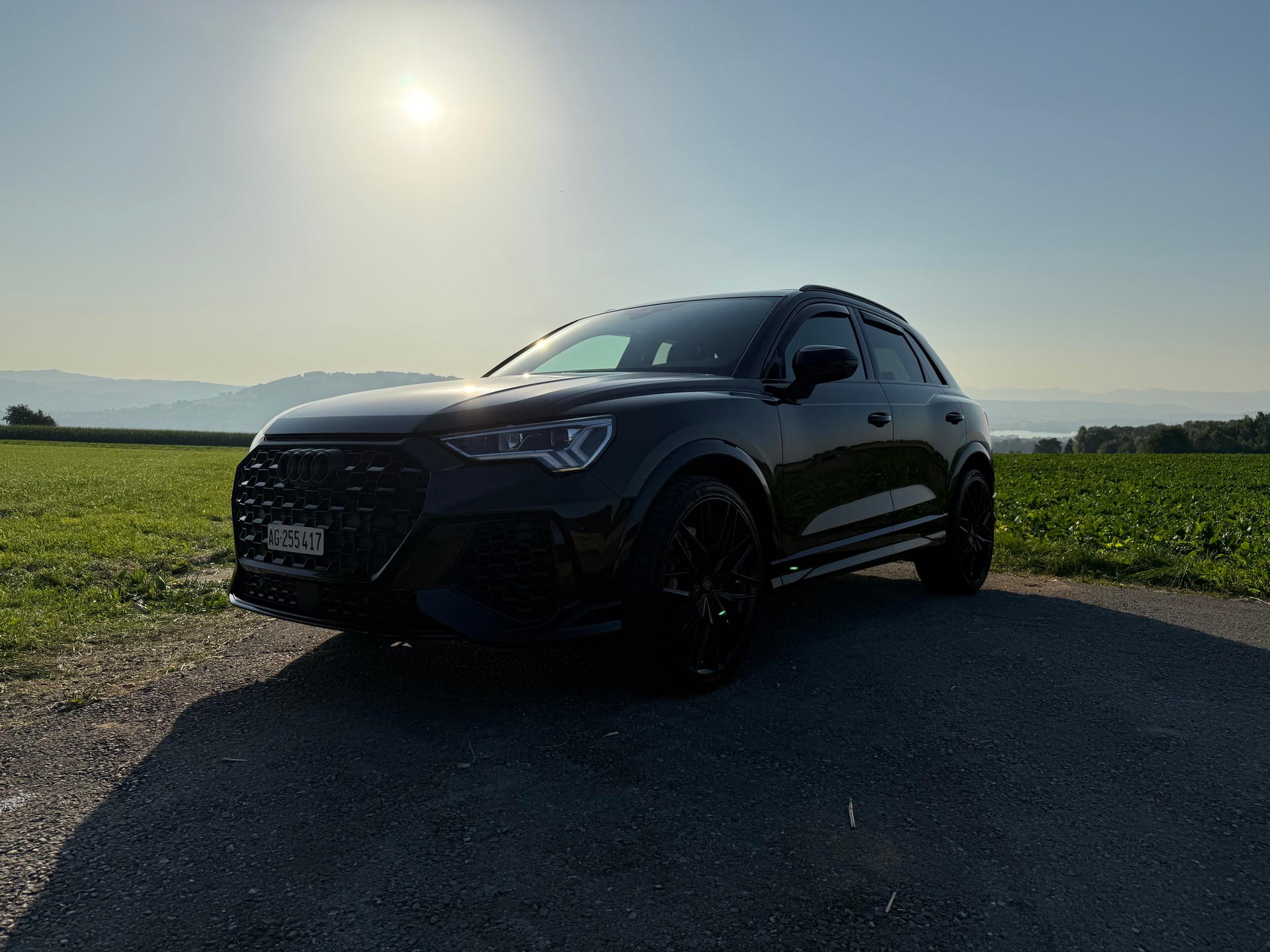 AUDI RS Q3 2.5 TFSI quattro S tronic- Leasing möglich-image-0