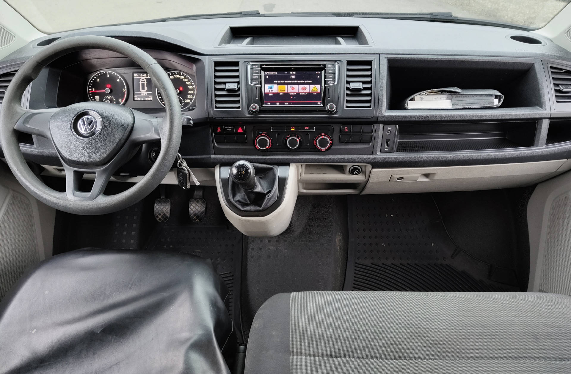 VW T6 Kaw. 3000 2.0 TDI-image-4