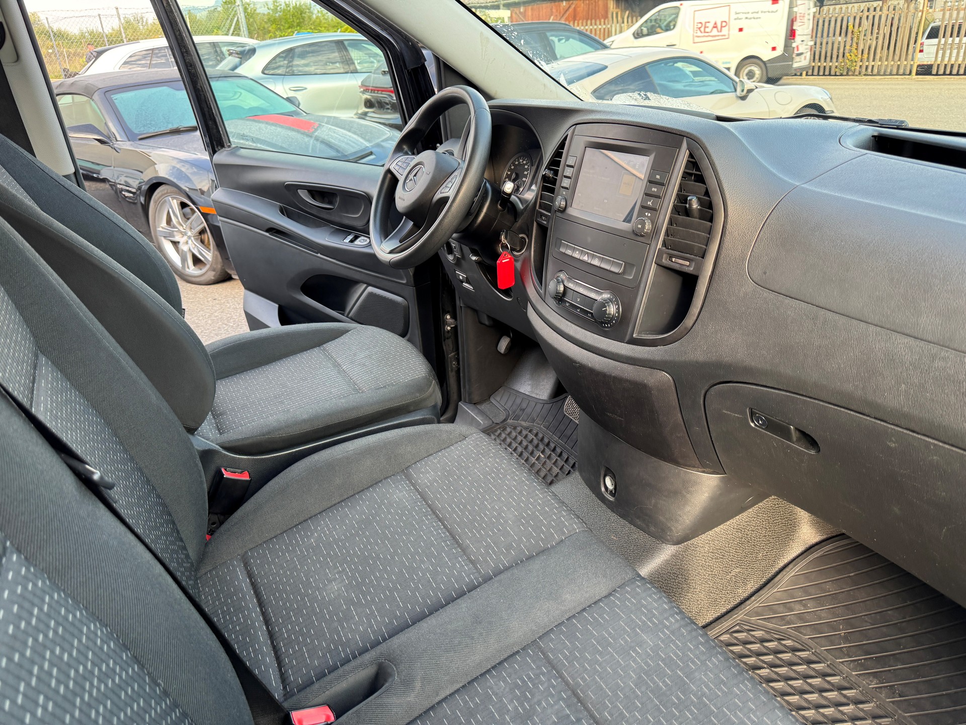 MERCEDES-BENZ Vito 116 CDI Extralang Pro Tourer 9G-Tronic-image-5