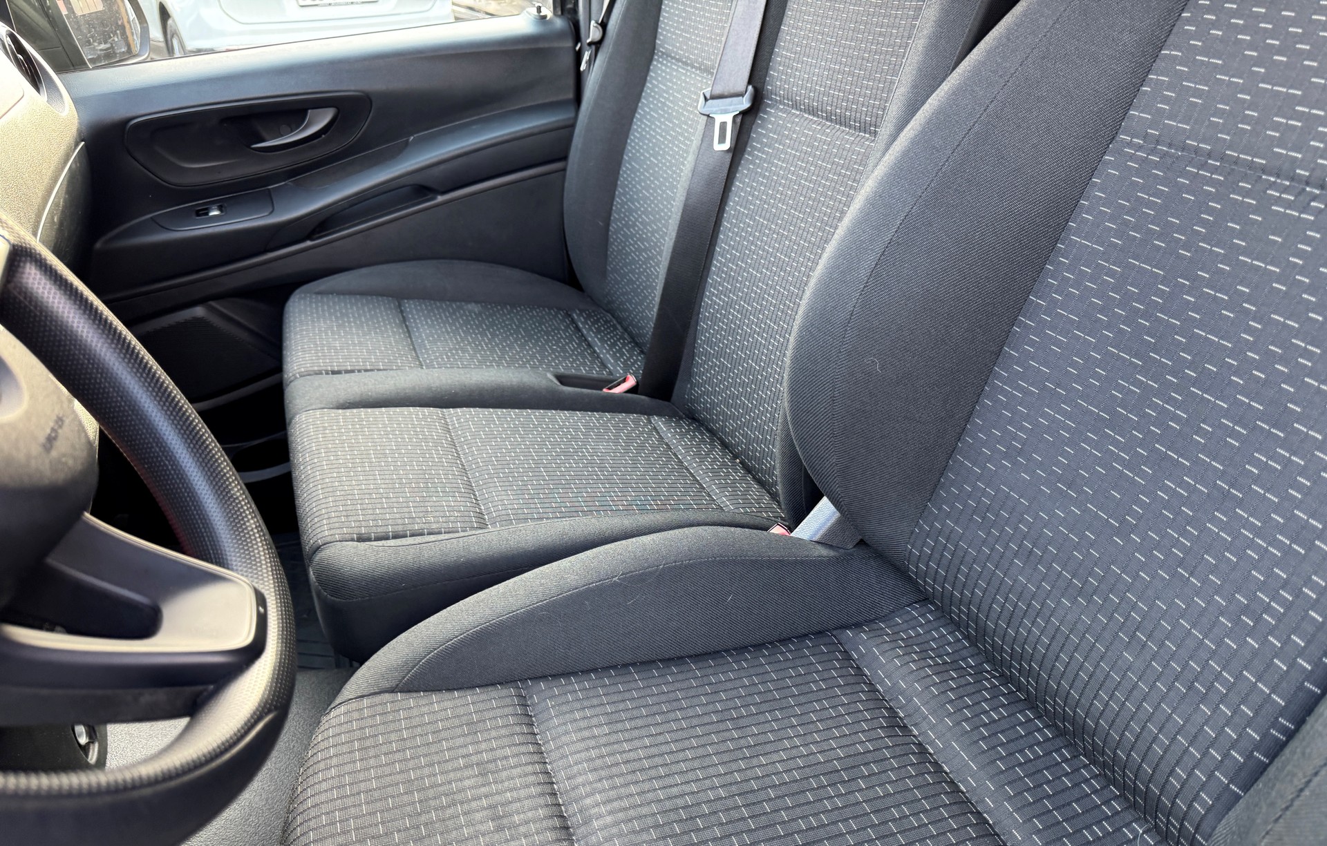 MERCEDES-BENZ Vito 116 CDI Extralang Pro Tourer 9G-Tronic-image-2
