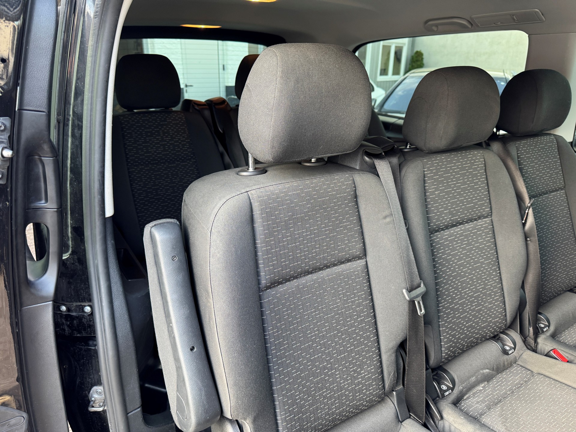 MERCEDES-BENZ Vito 116 CDI Extralang Pro Tourer 9G-Tronic-image-4