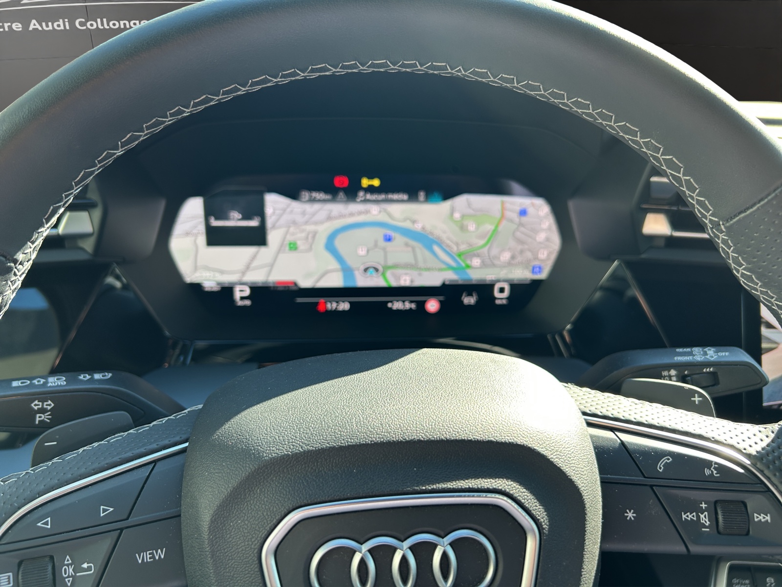 AUDI A3 Sportback 35 TFSI S line Attraction S-tronic-image-10