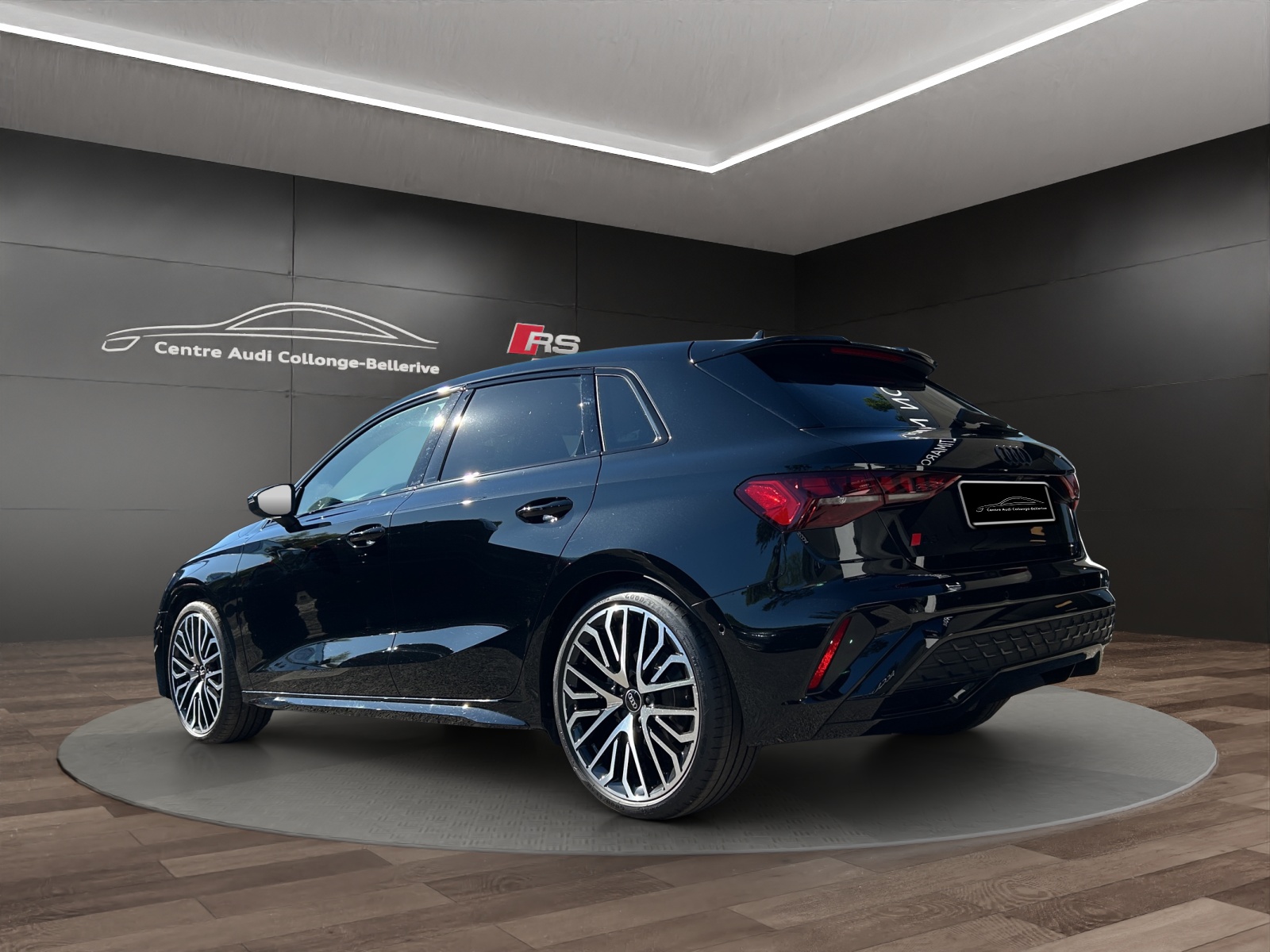AUDI A3 Sportback 35 TFSI S line Attraction S-tronic-image-3