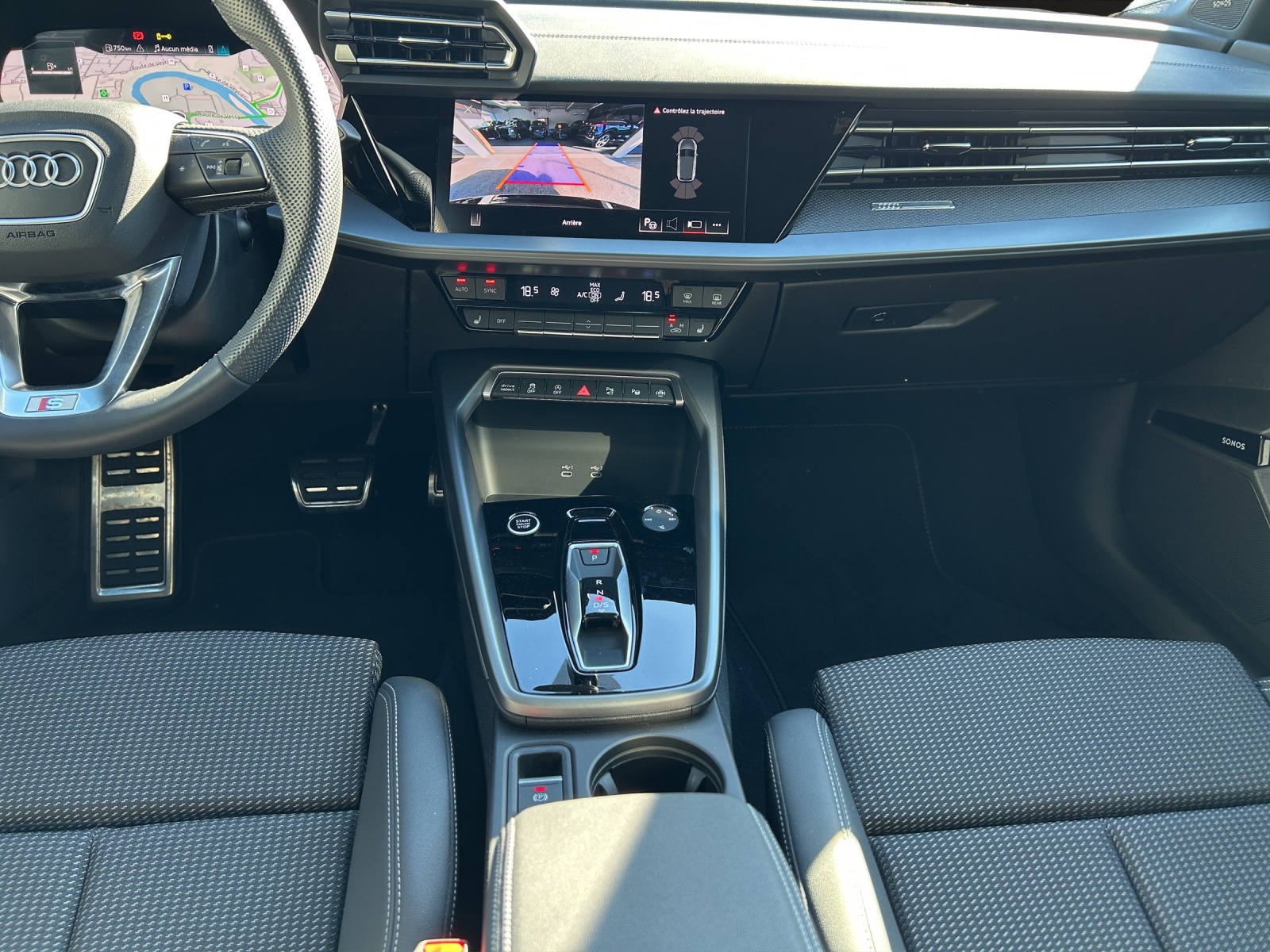AUDI A3 Sportback 35 TFSI S line Attraction S-tronic-image-13