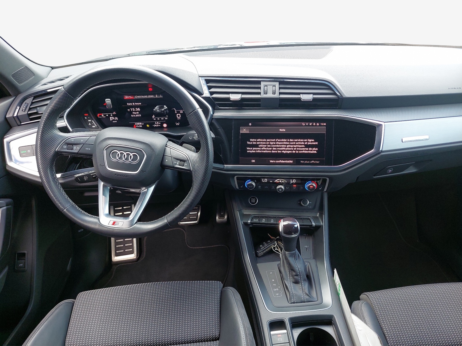 AUDI Q3 Sportback 40 TFSI S line quattro-image-8