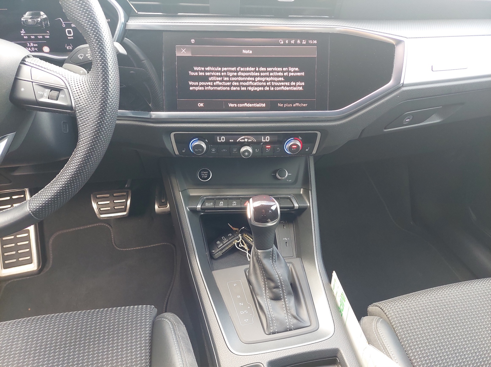 AUDI Q3 Sportback 40 TFSI S line quattro-image-10