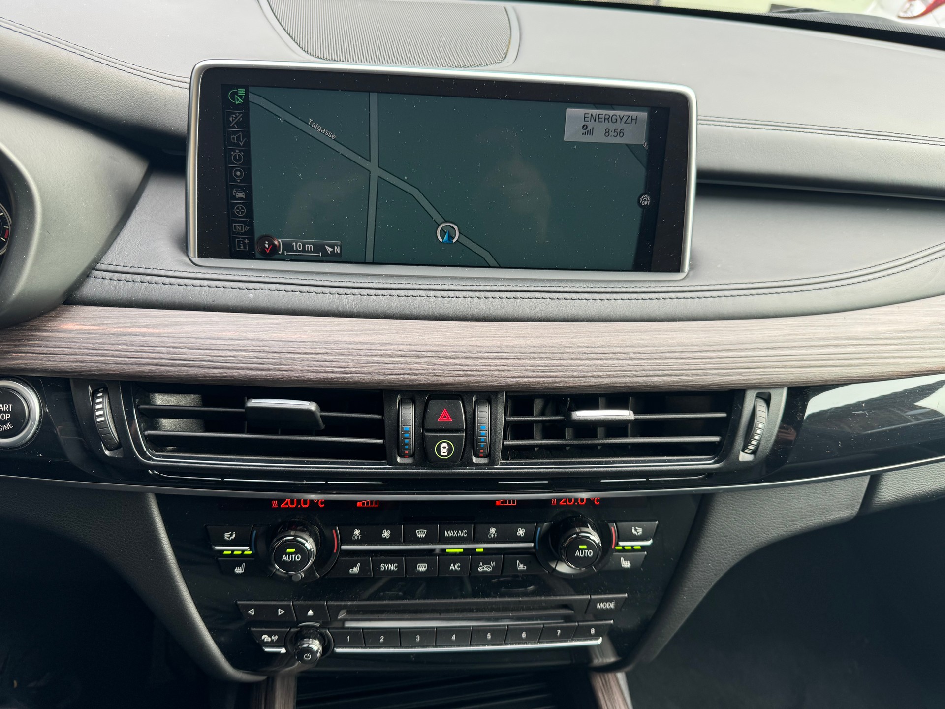 BMW X5 xDrive 50i Steptronic-image-10