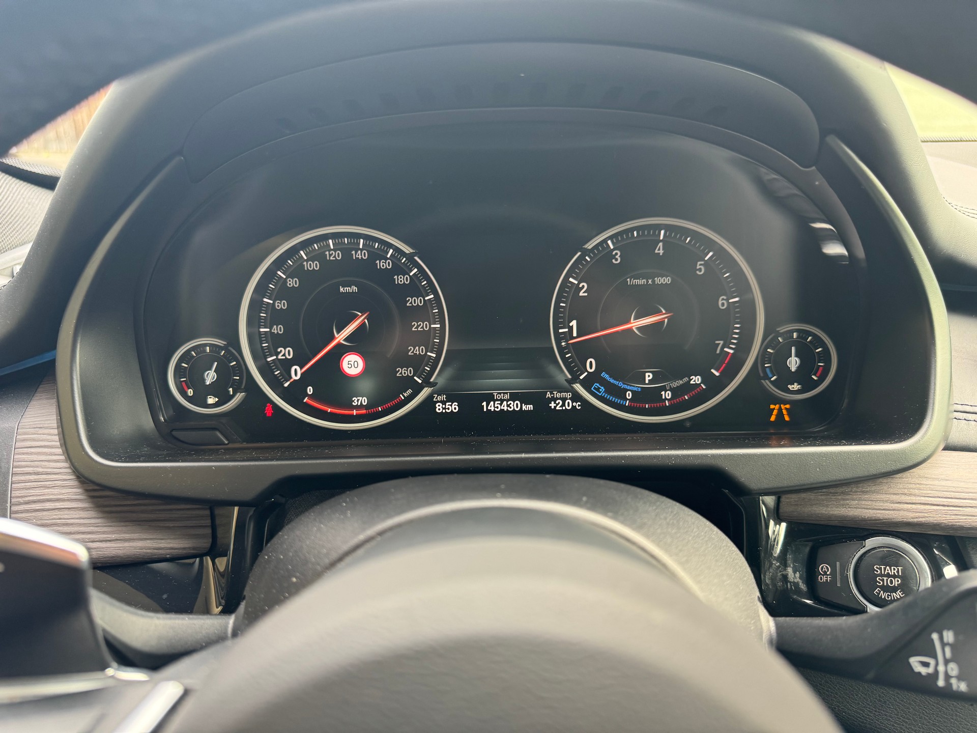 BMW X5 xDrive 50i Steptronic-image-11
