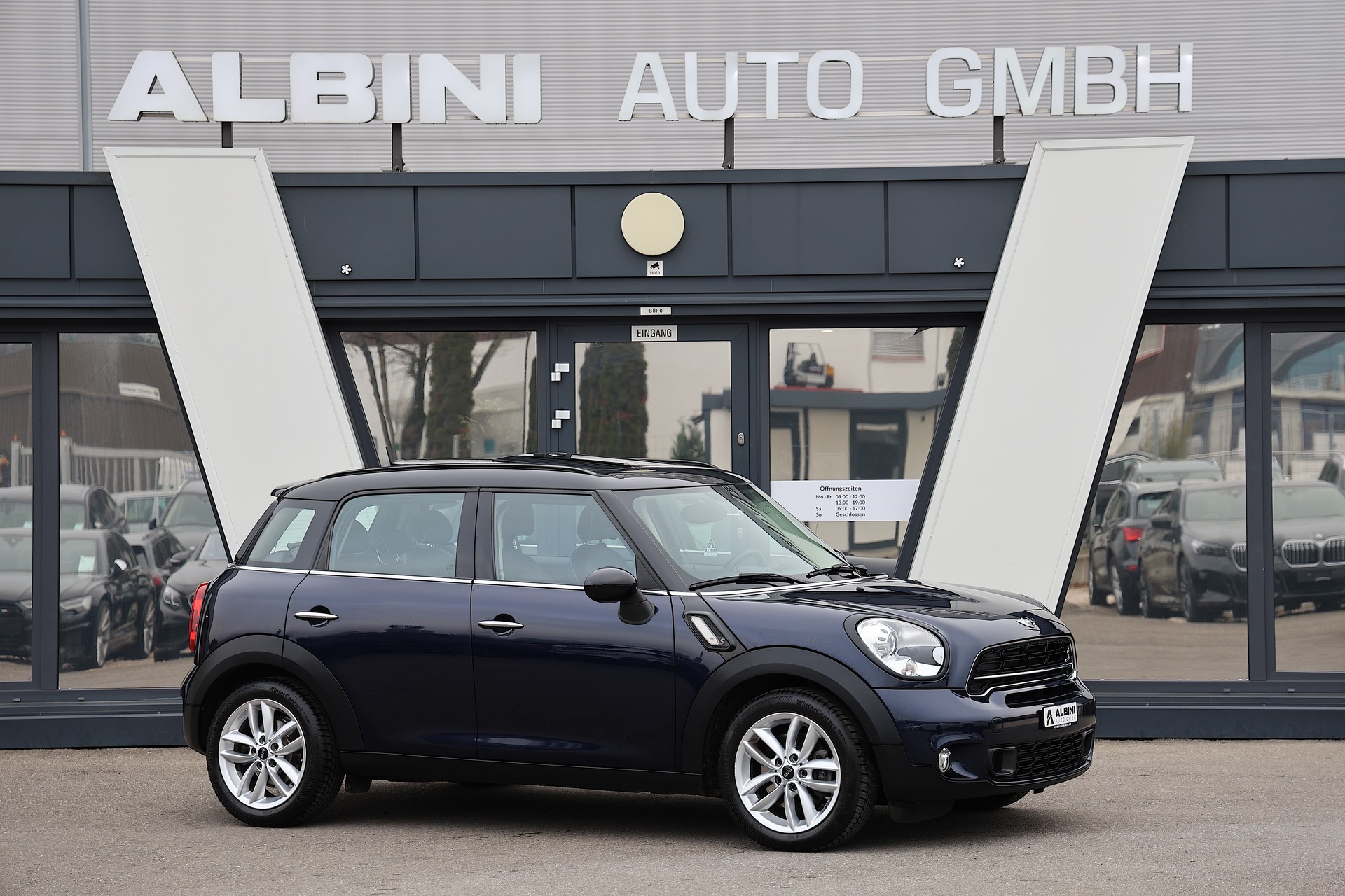 MINI Countryman Cooper S FWD Steptronic-image-1