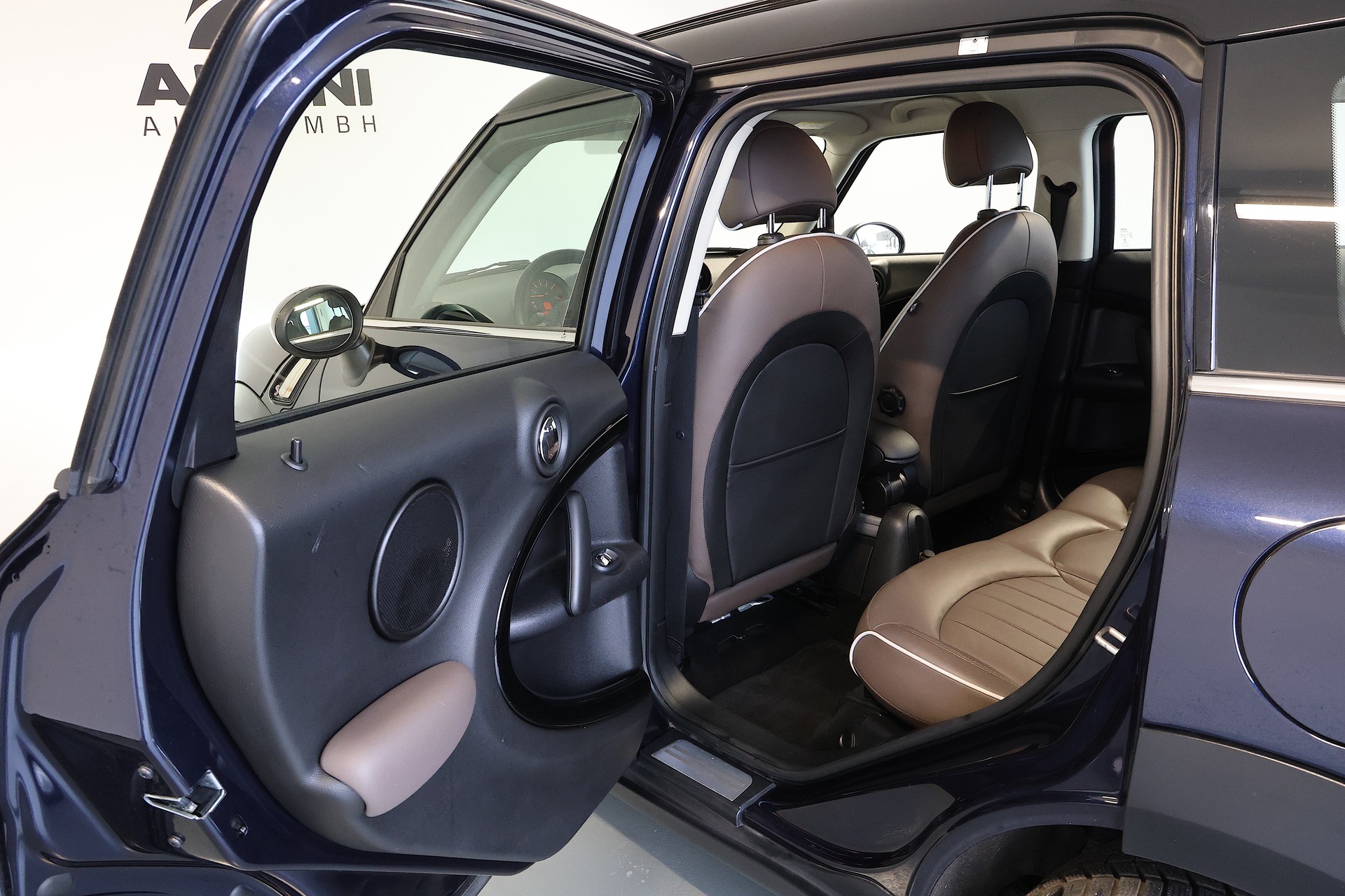 MINI Countryman Cooper S FWD Steptronic-image-13