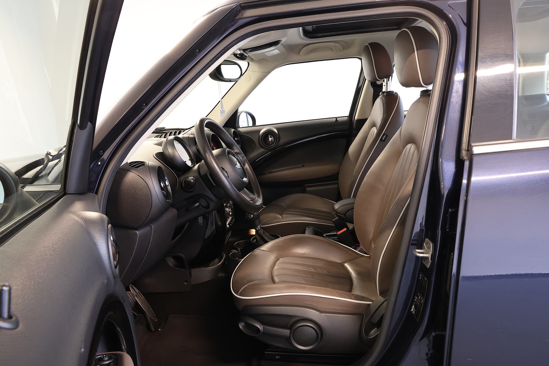 MINI Countryman Cooper S FWD Steptronic-image-5