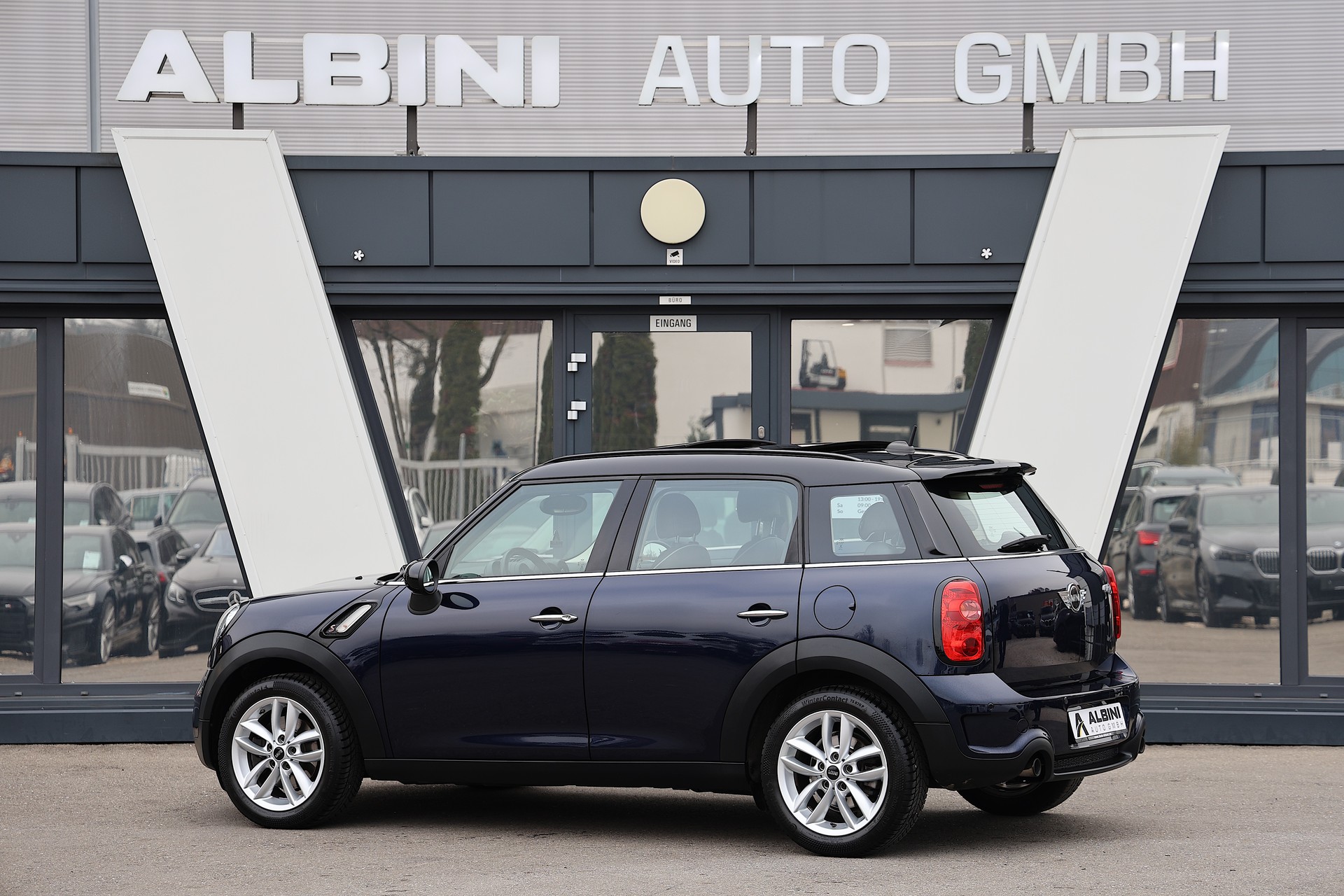 MINI Countryman Cooper S FWD Steptronic-image-3